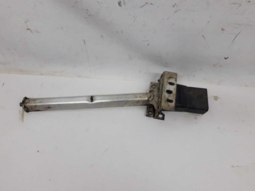 C4 PICASSO II Луч зона раздавливания левый клык