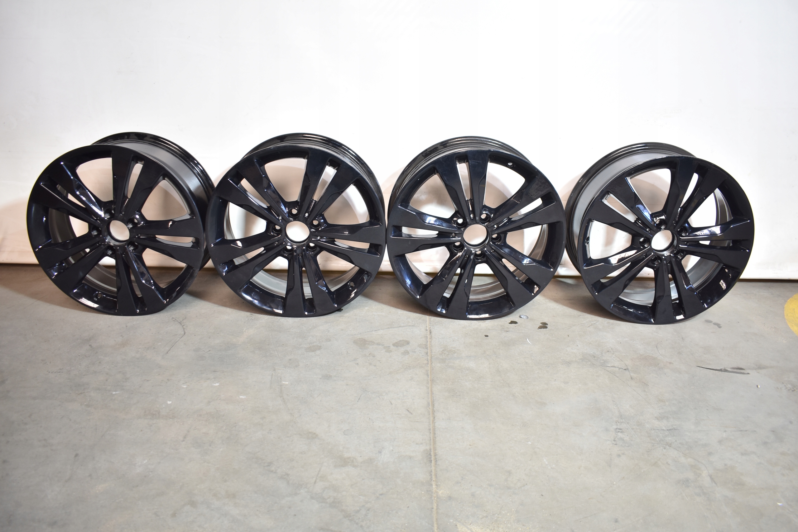 IDEALNE discs 18 ' MERCEDES CLA W117 1