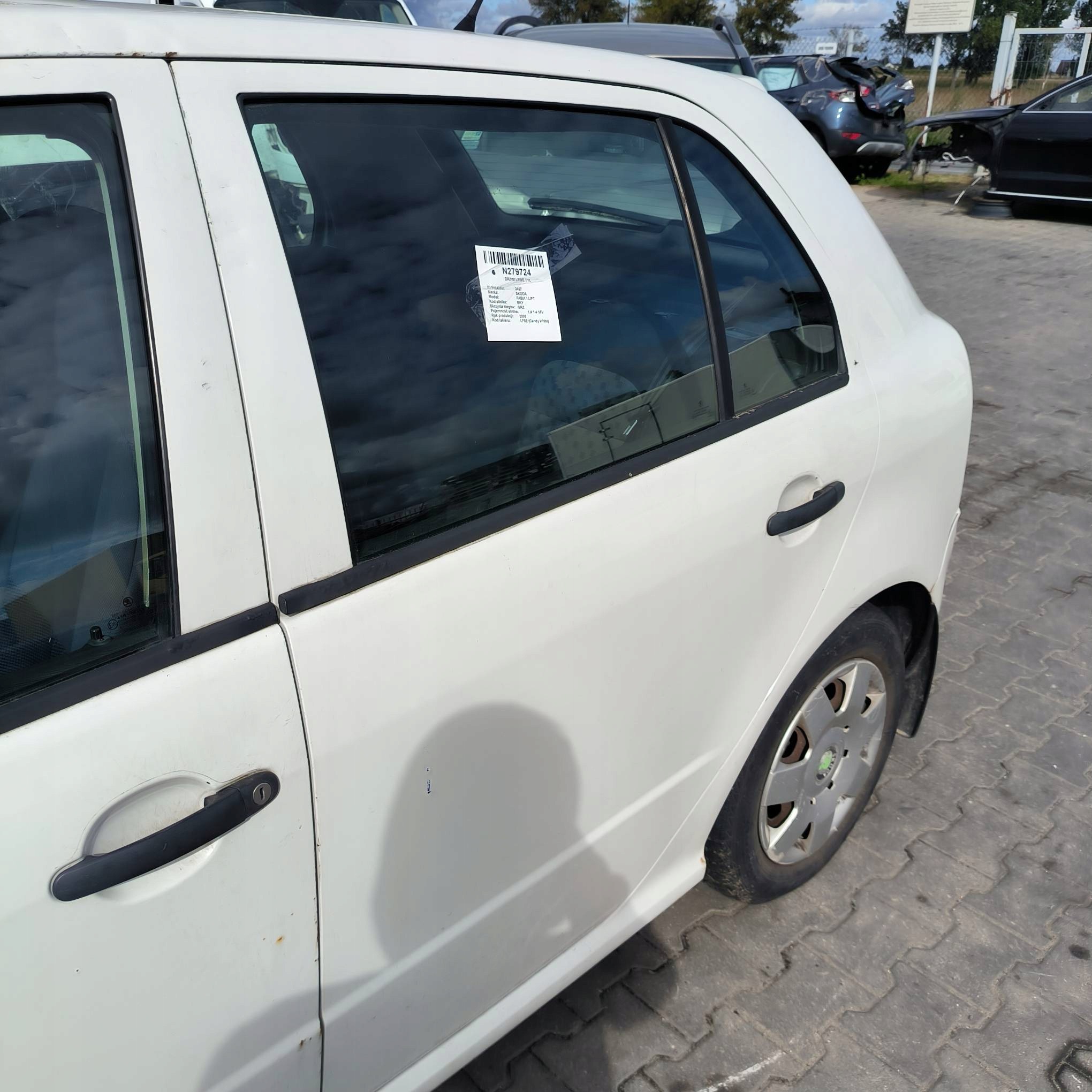 Tür links heck LF9E SKODA FABIA und 5D HB LIFT