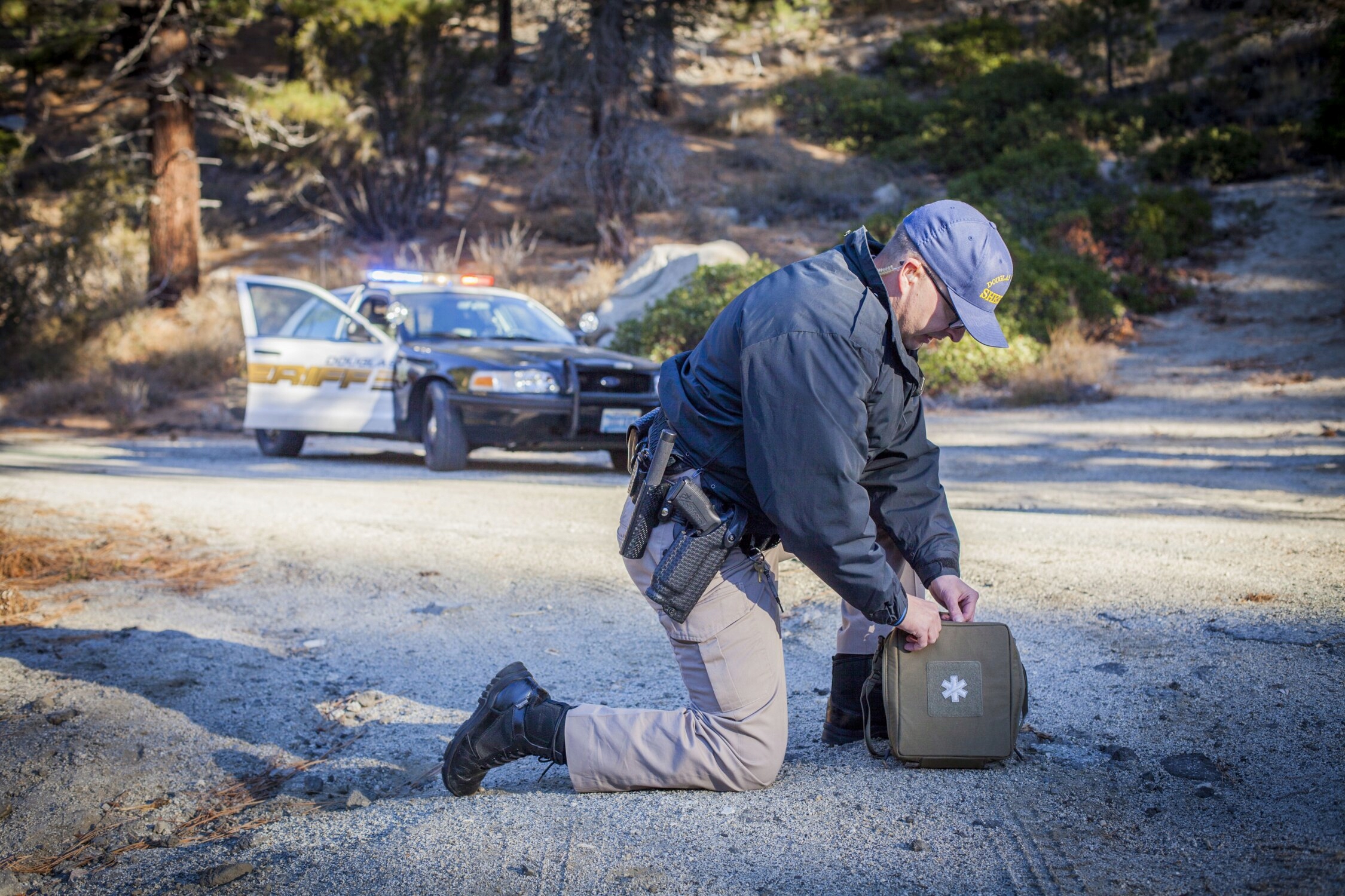 Apteczka Samochodowa Helikon AUTOMOTIVE MED KIT Kieszeń Medyczna Coyote Kod producenta (MO-M07-CD-11)