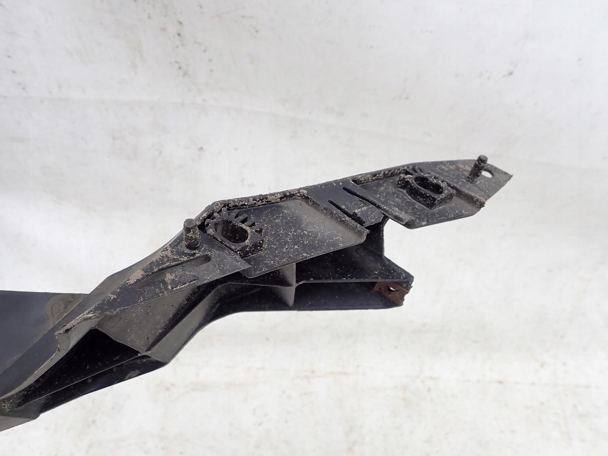 AUDI A1 and 1 8X 10-14 holder support left front front