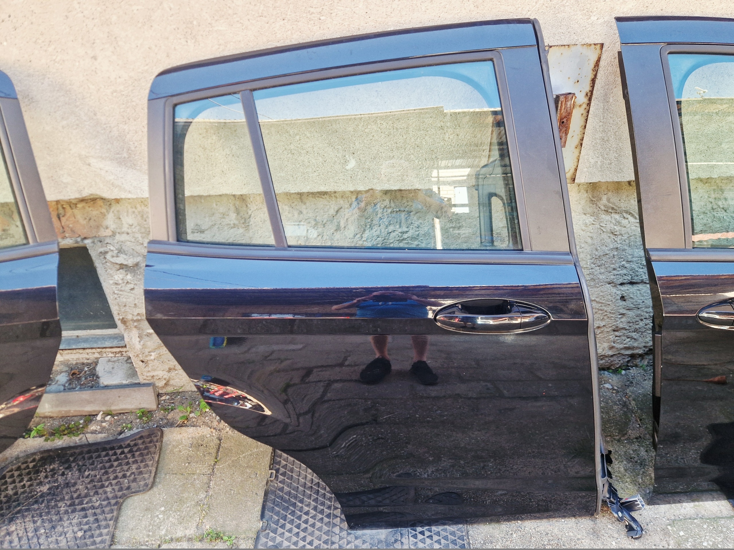 FORD B-MAX BMAX door right rear part rear. colour KC black, complete