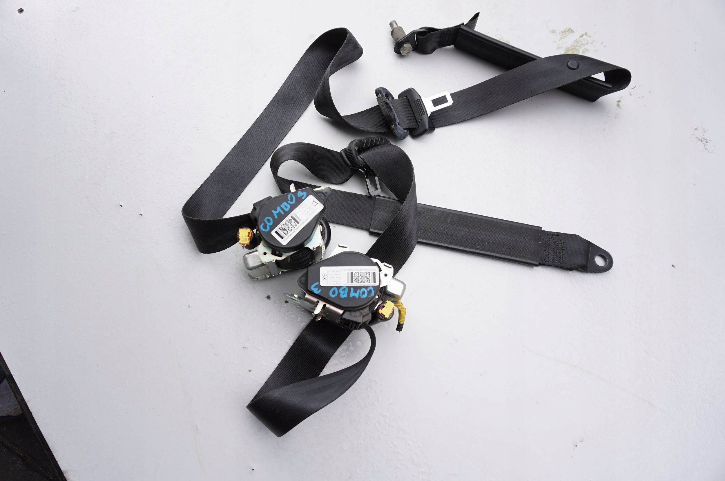 ремни 2 Штуки opel Combo d 3 III