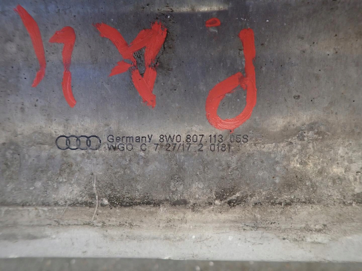sider below bumper front AUDI A4 B9 2015- 8W0807113