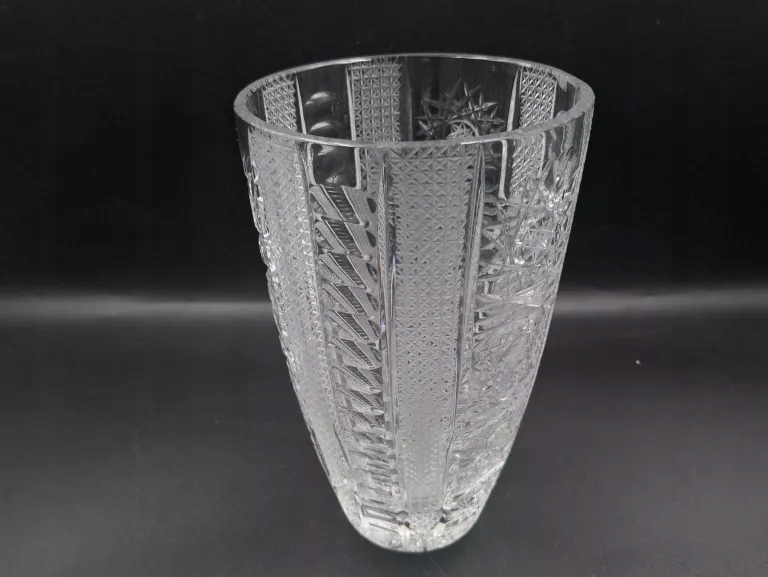 WAZON KRYSZTAŁOWY WYS. 20CM