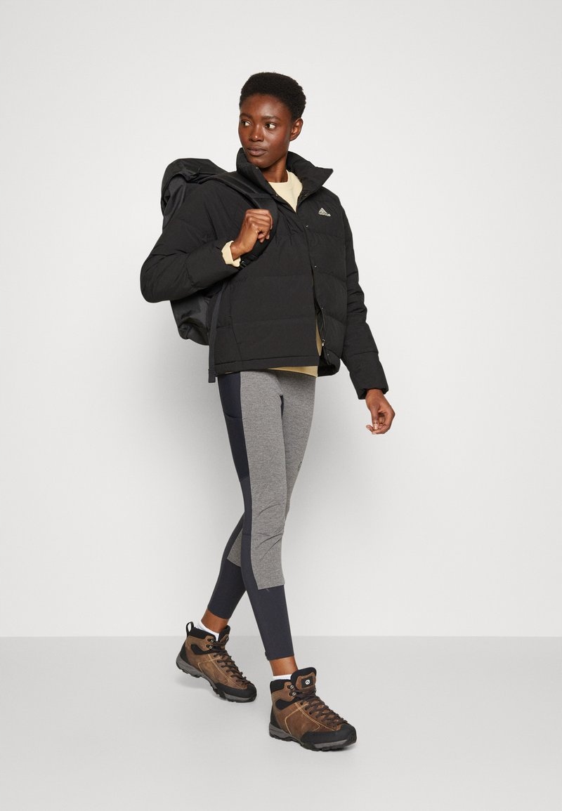 Krátká péřová bunda Adidas Performance S