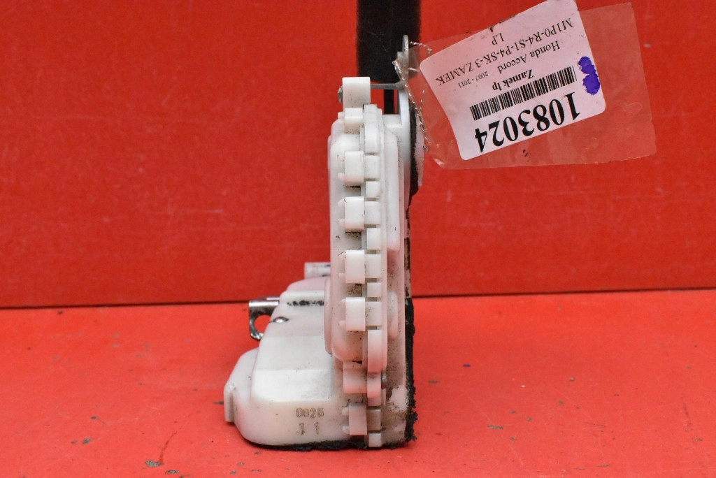 lock door left front front EU HONDA ACCORD 8 VIII KOMBI 07-11
