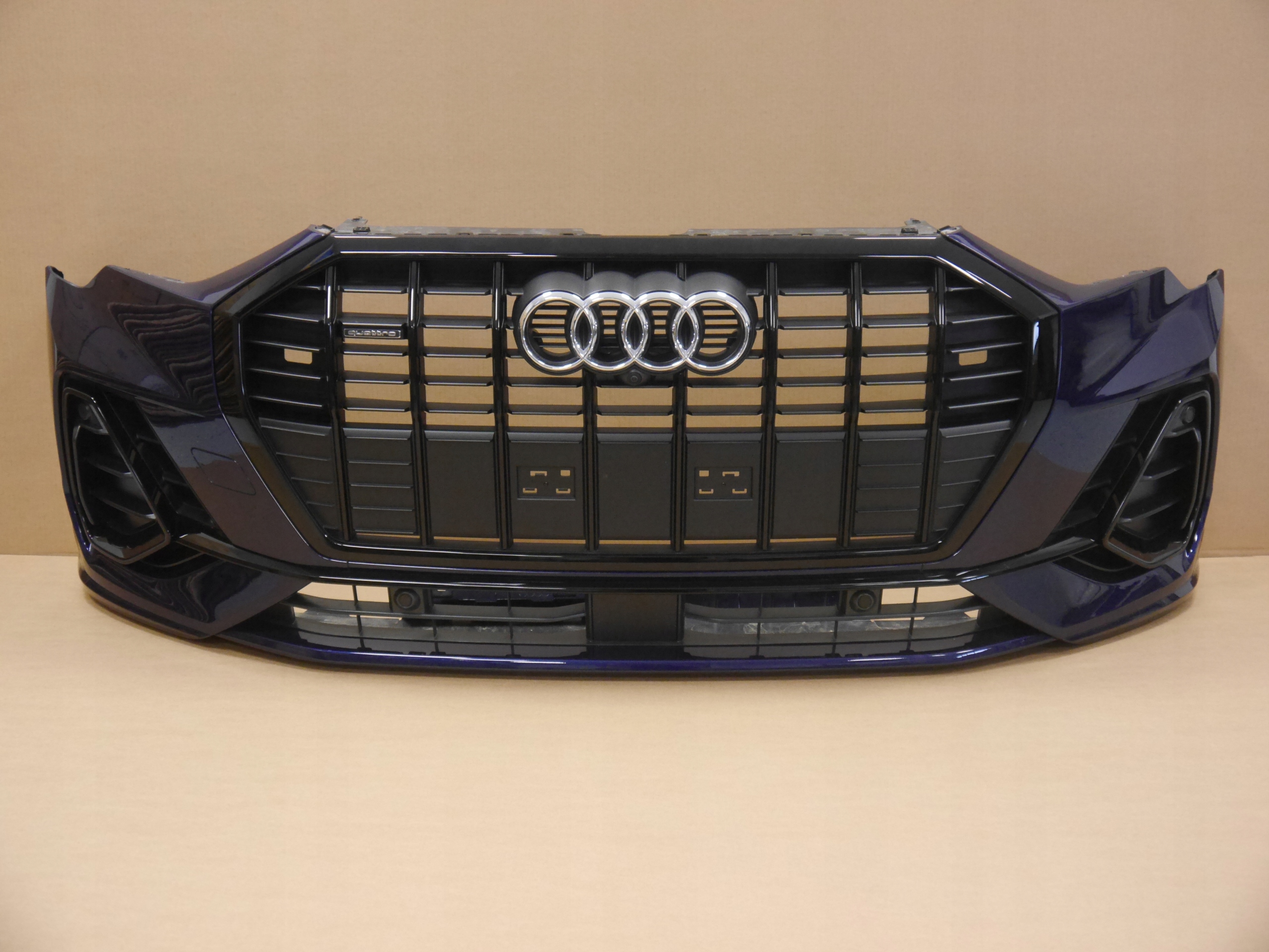 AUDI Q3 83A ZDERZAK PRZÓD 4xPDC LX5H S-LINE KAMERA