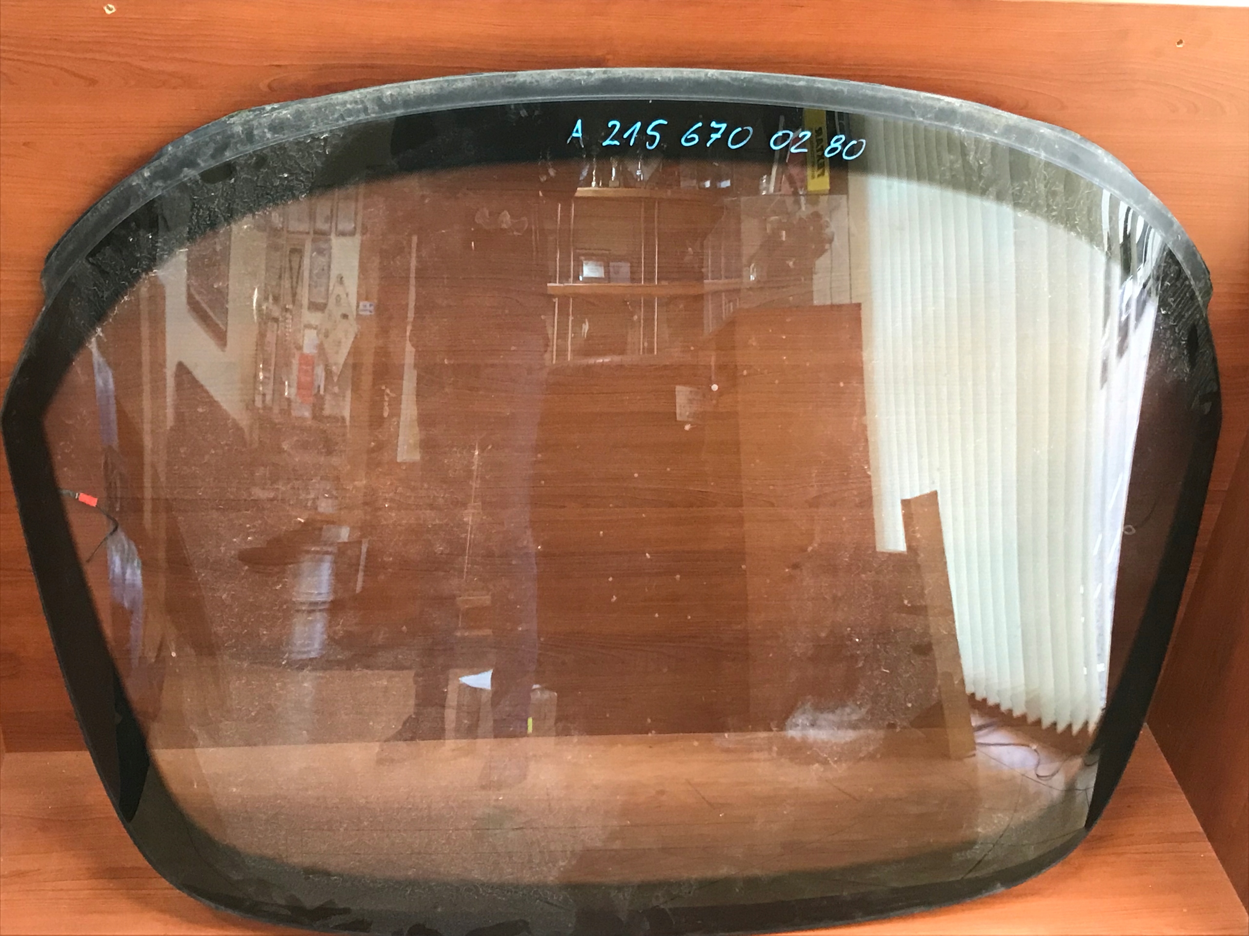 Скло заднє Mercedes CL W215 OE 2156700280