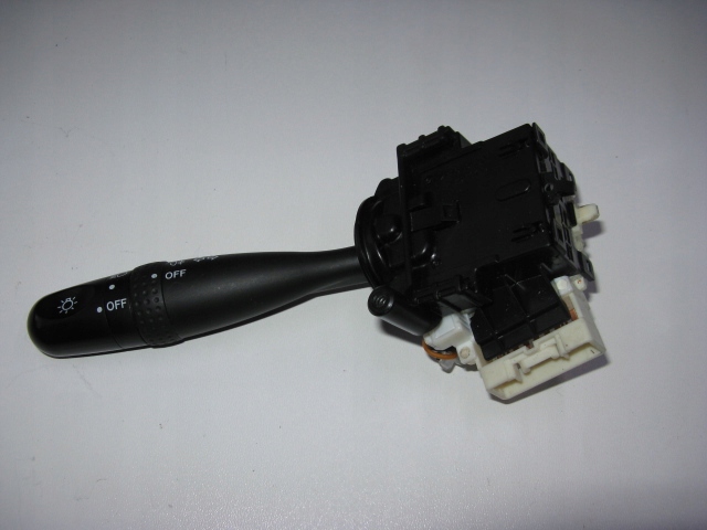 switch MANETKA SUZUKI GRAND VITARA II