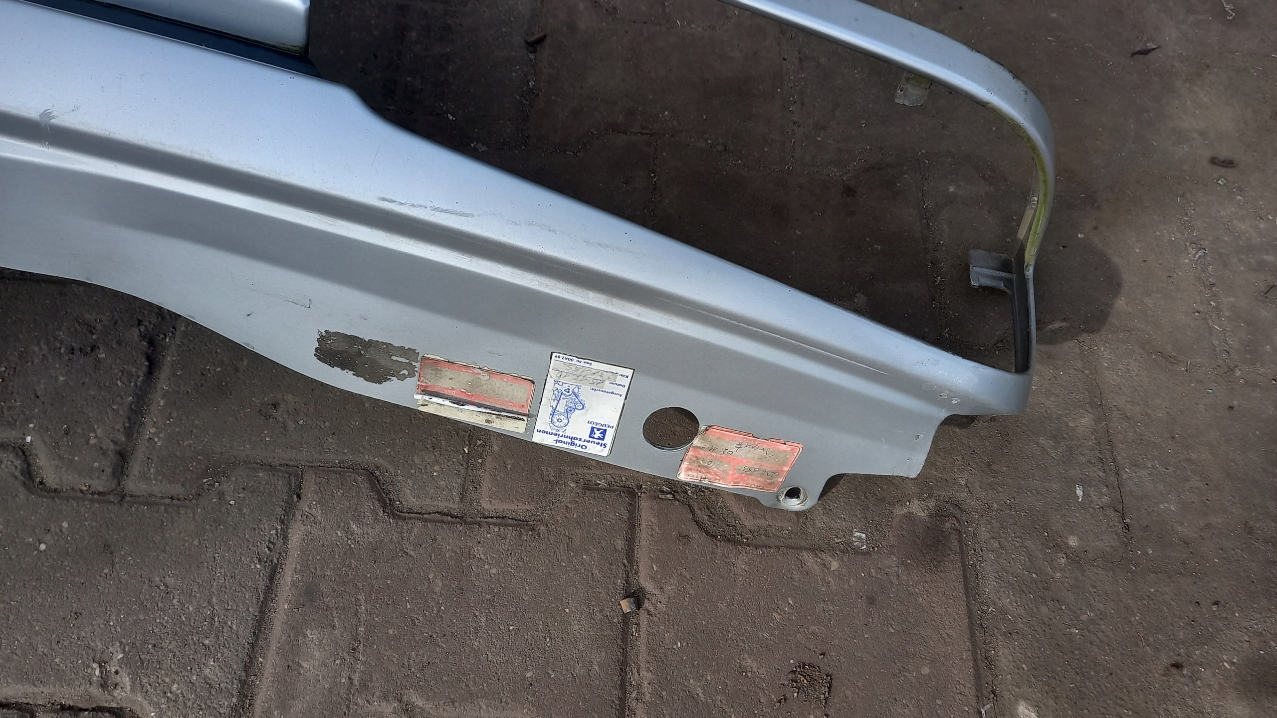 решетка радиатора peugeot 806 96R