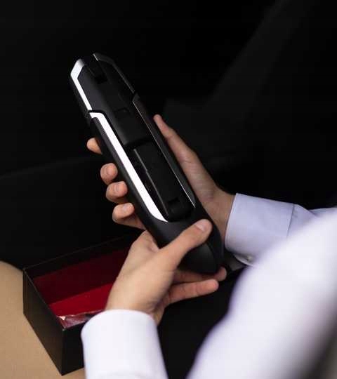 Wieszak na ubrania samochodowy- UNIWERSALNY Rodzaj wieszaki