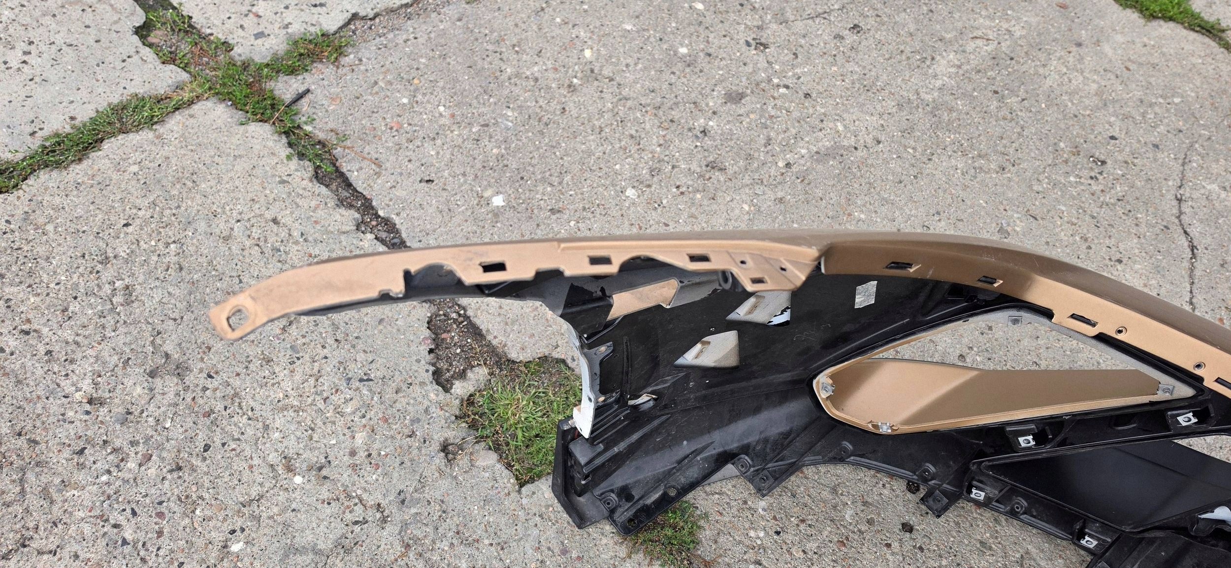 Lamborghini LP Huracan Sterrato 4t0807103a front bumper