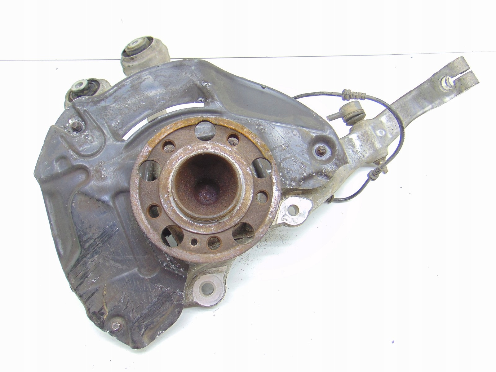 otoč čepu MERCEDES W222 2221901 levý předek 3.5