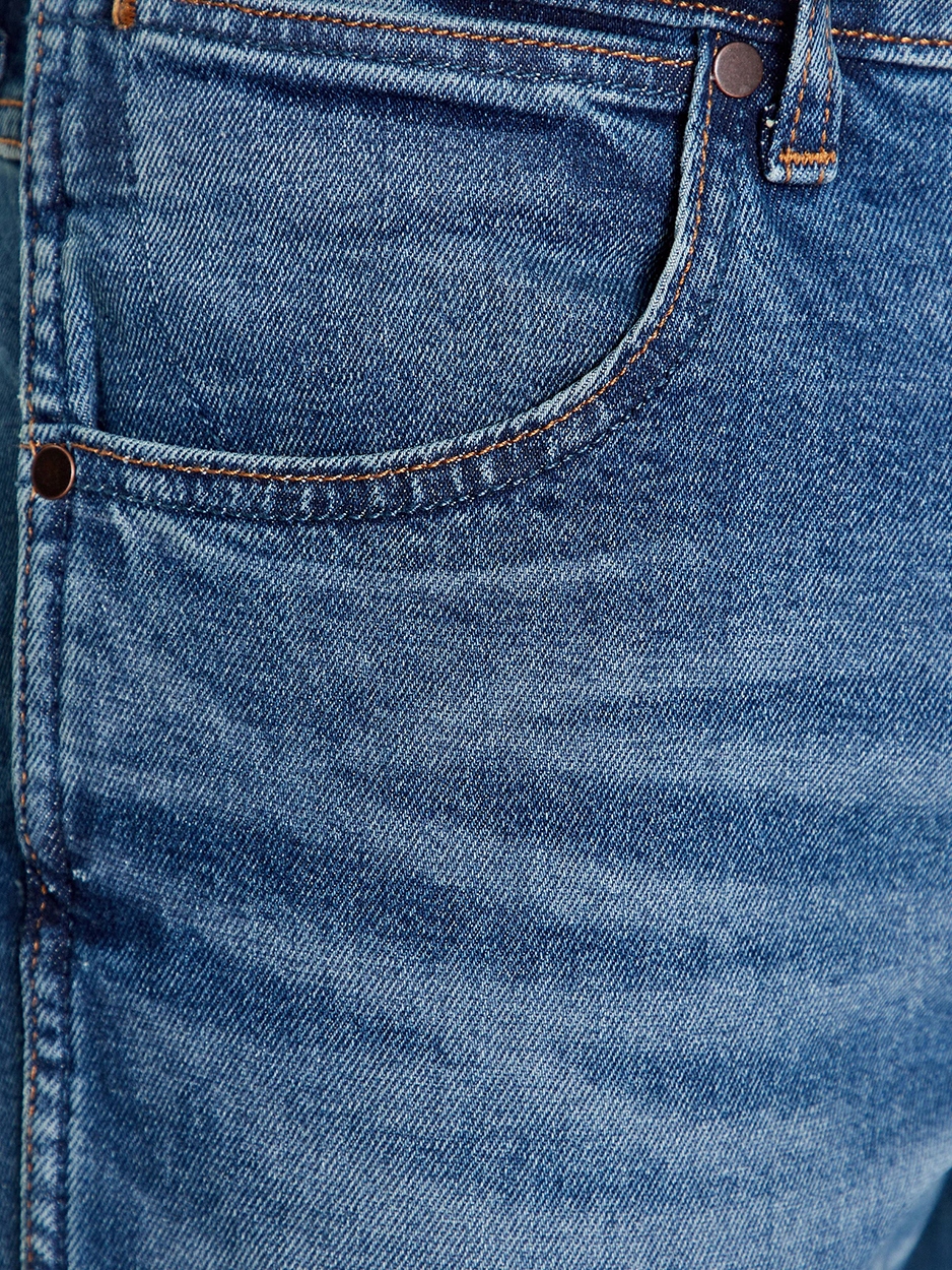 Wrangler GREENSBORO Shaker REGULAR STRAIGHT DżINS W32 L32 Rozmiar 32/32