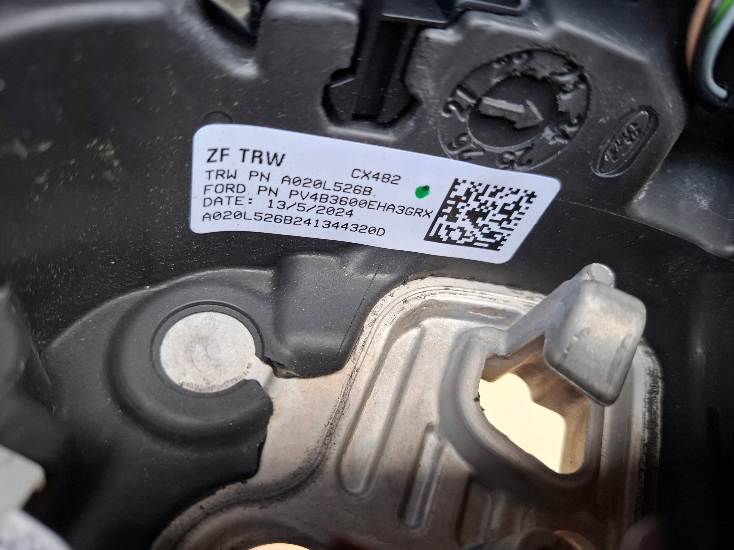Ford Kuga III MK3 LIFT 2024 lenkrad ST LINE