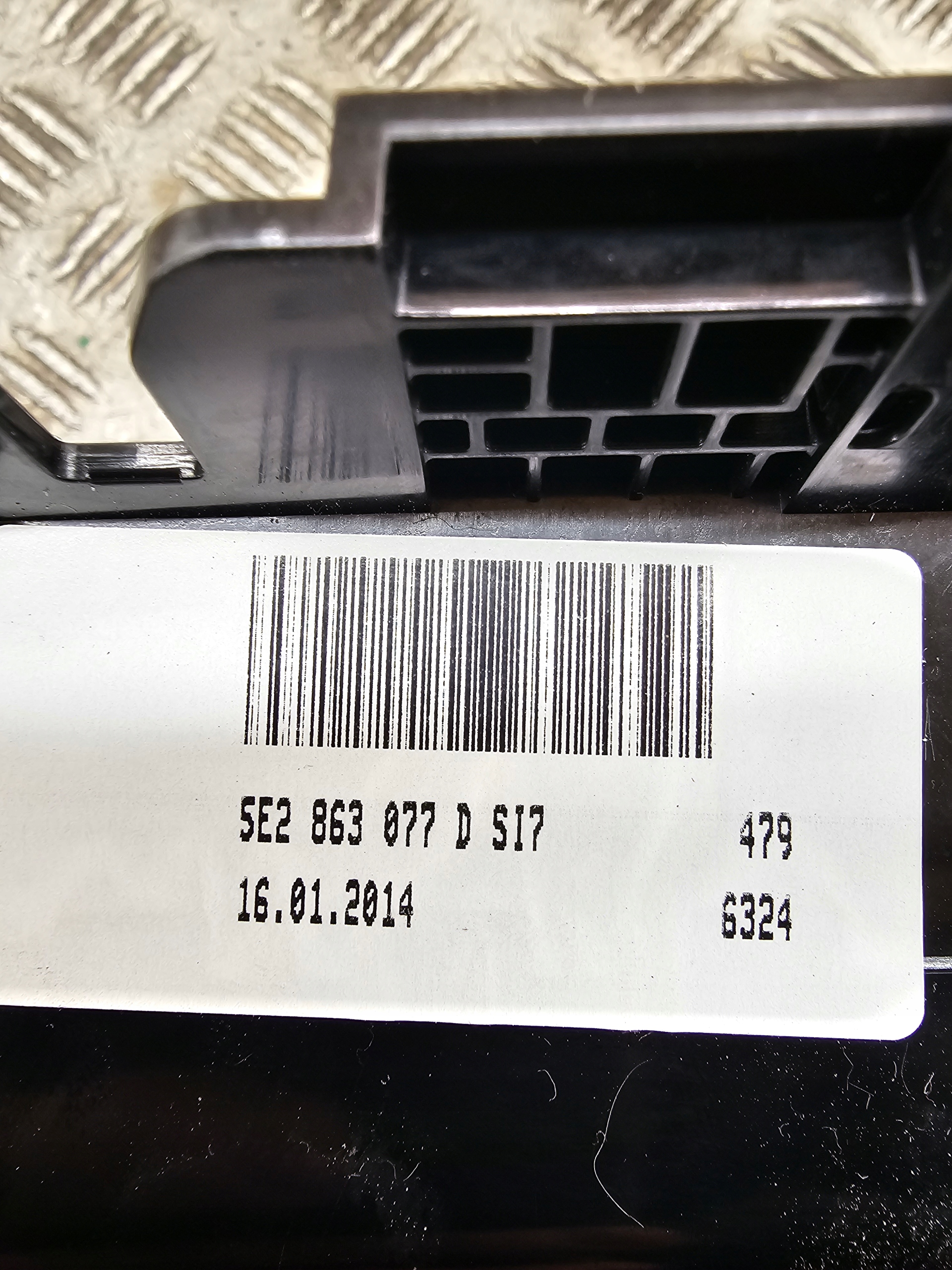 passenger compartment ashtray SKODA OCTAVIA III 5E2863077D