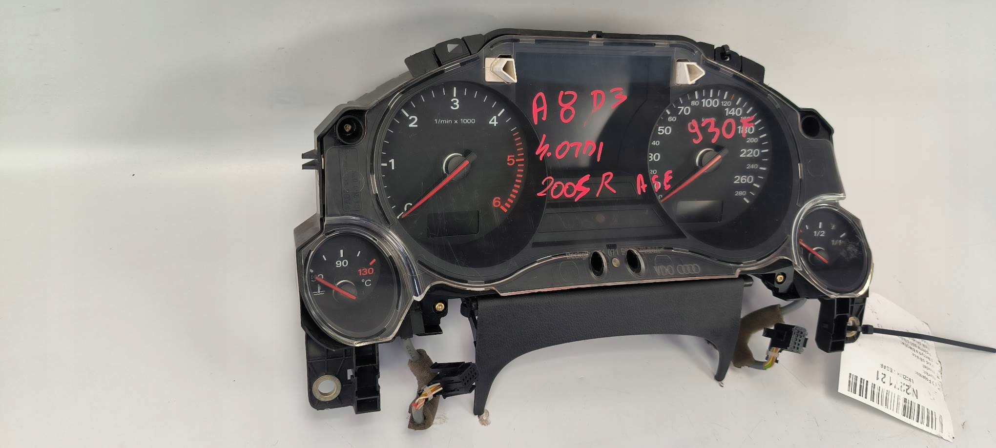 dials clock 4E0920930F AUDI A8 D3