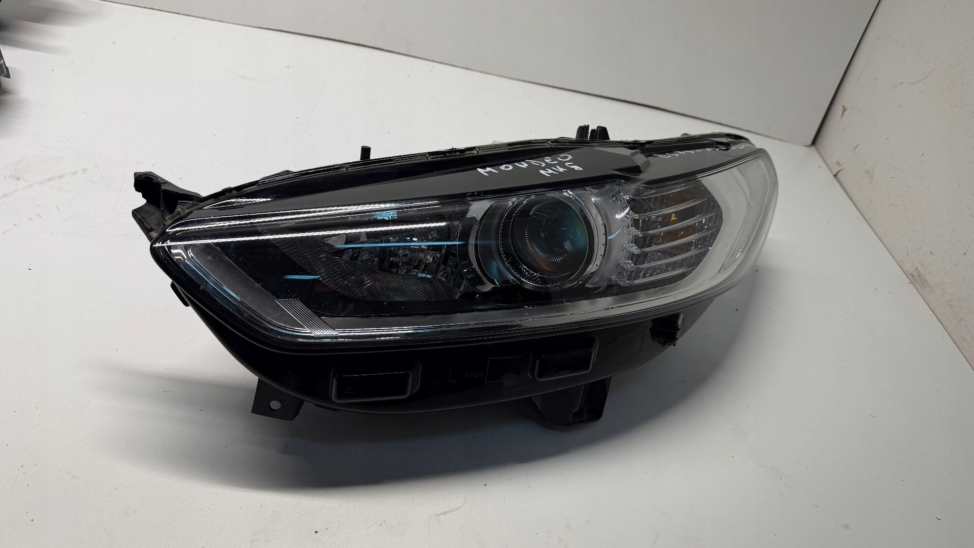 FORD MONDEO MK5 light left front front left REFLEKTOR EU