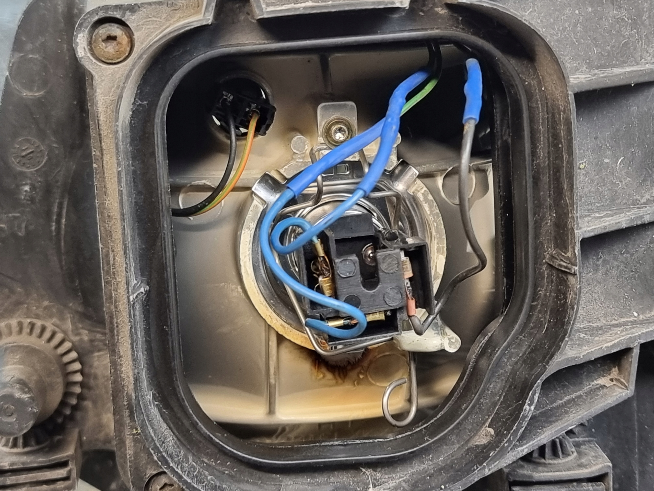 light left front FORD FOCUS MK1