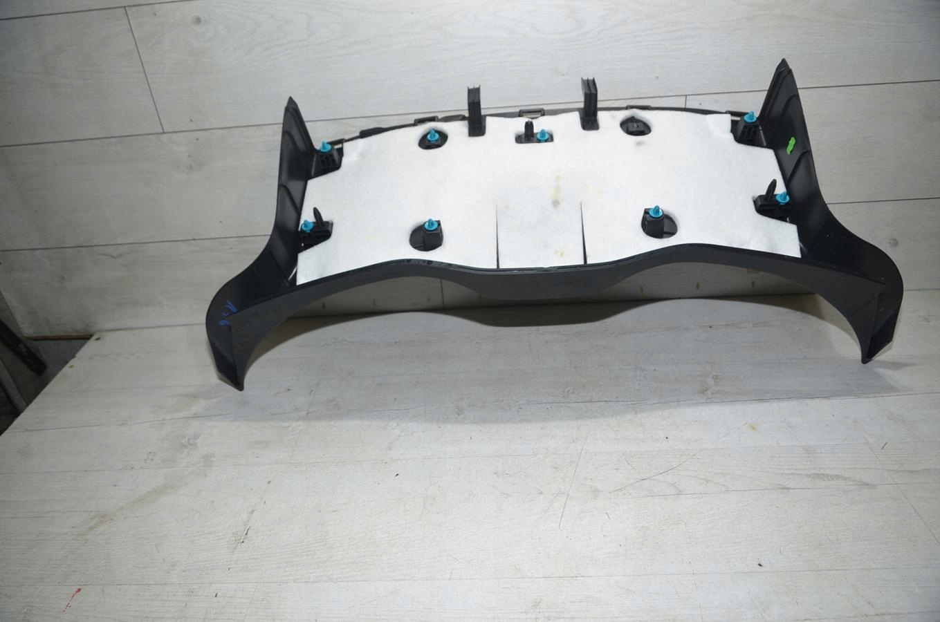 upholstery bonnet rear part Mercedes W176 lift