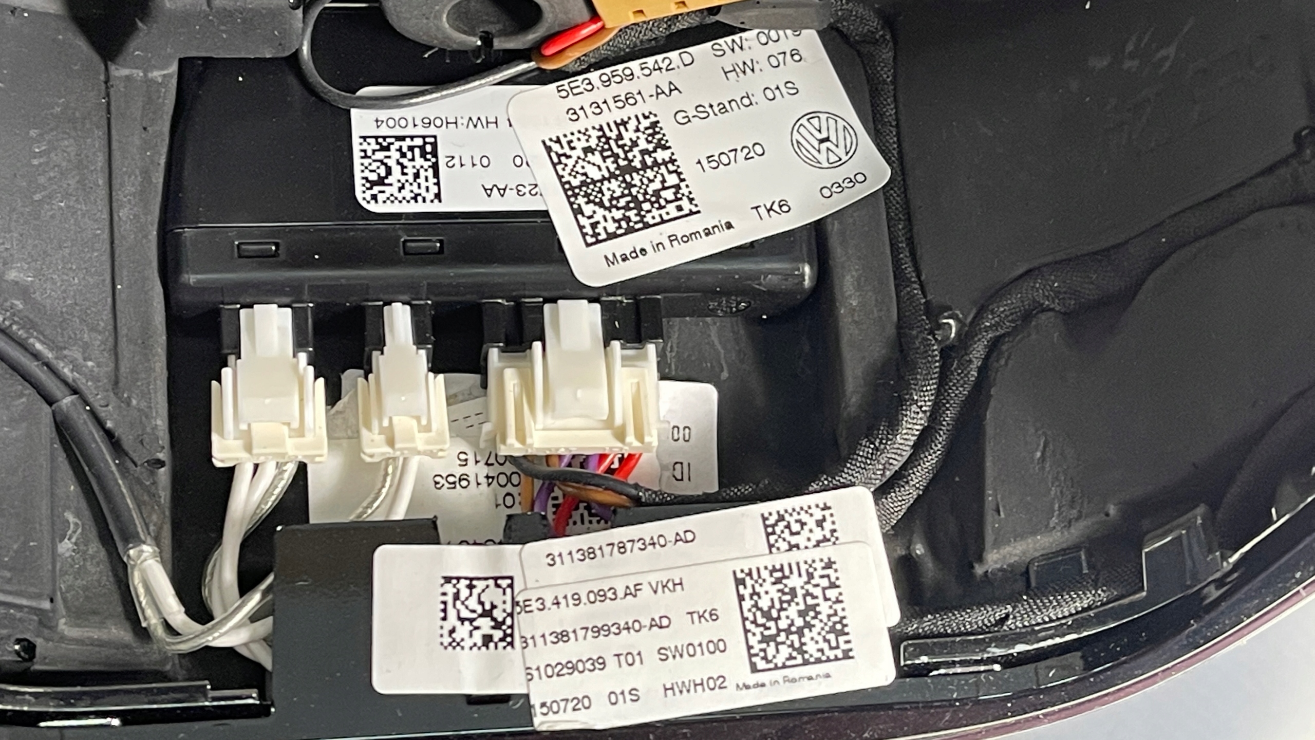 KIEROWNICA OCTAVIA IV 5E3 PODGRZEWANA PRZYCISKI Numer katalogowy oryginału 5E3959542D