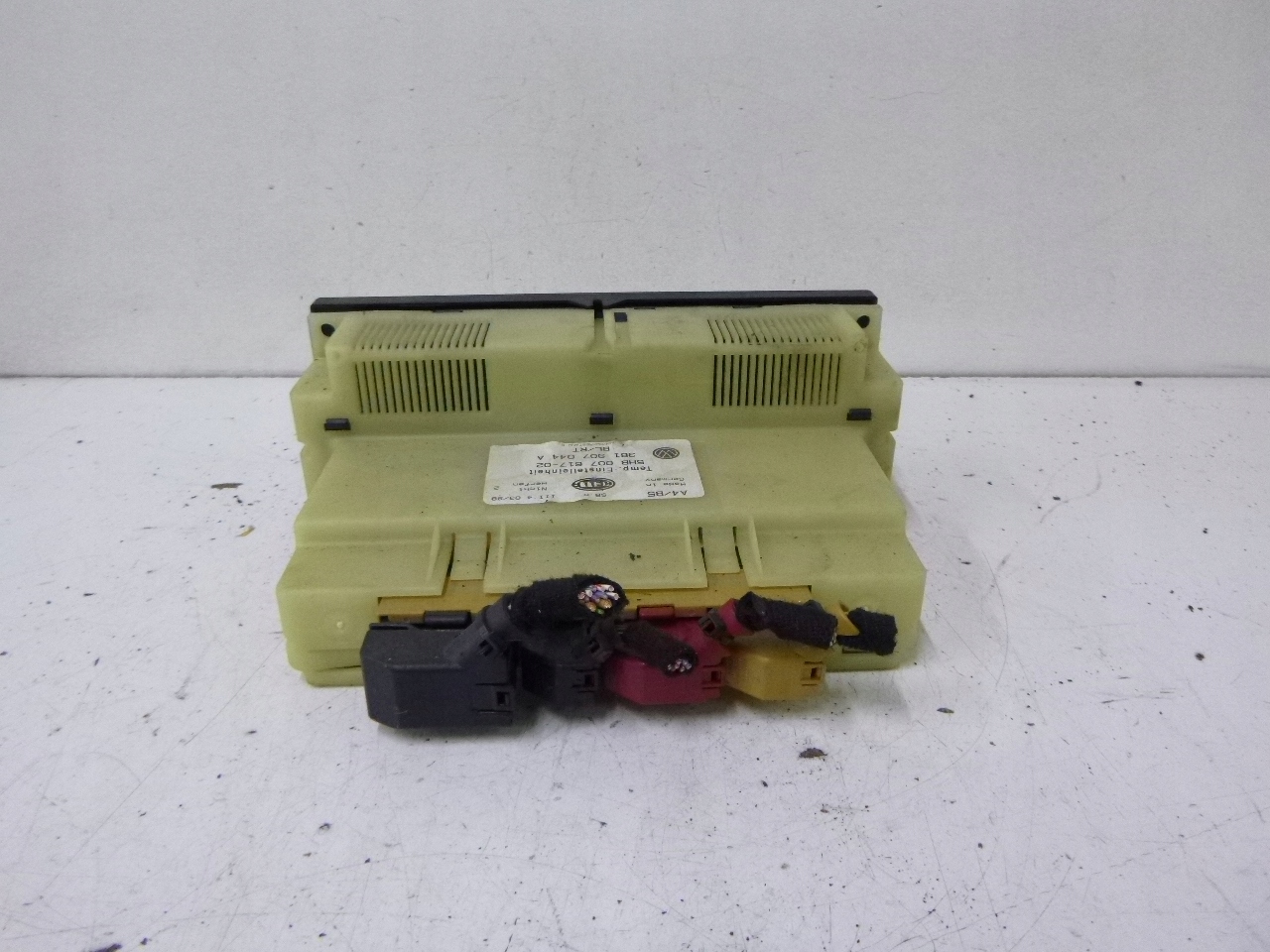 UNITE COMMANDE CLIMA BOUCHES BUSES VW PASSAT B5 98R.