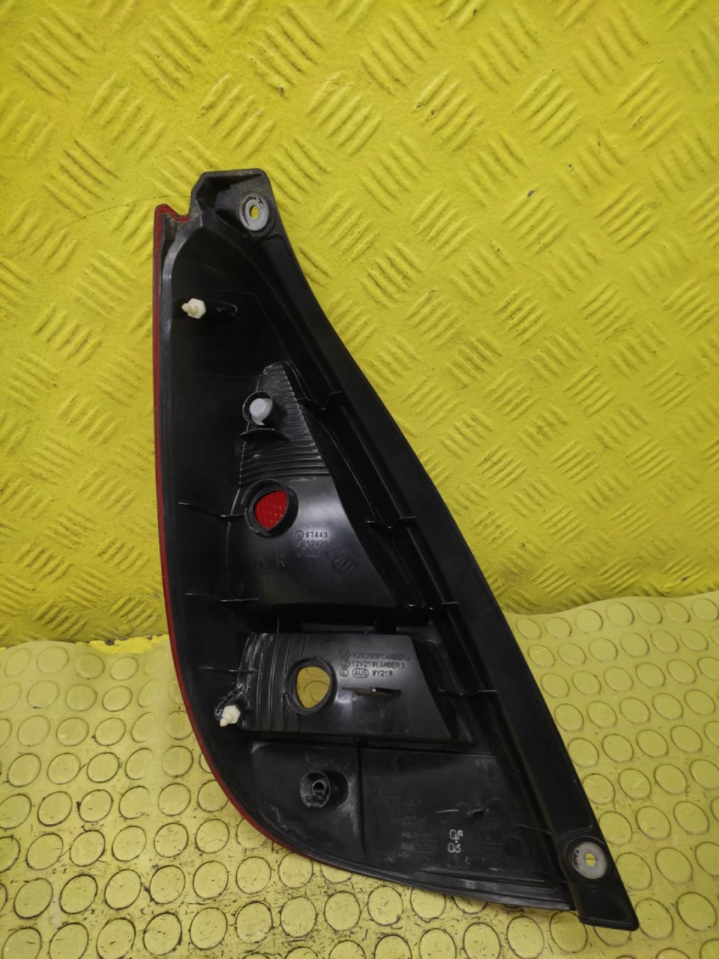 SUZUKI LIANA light right rear part