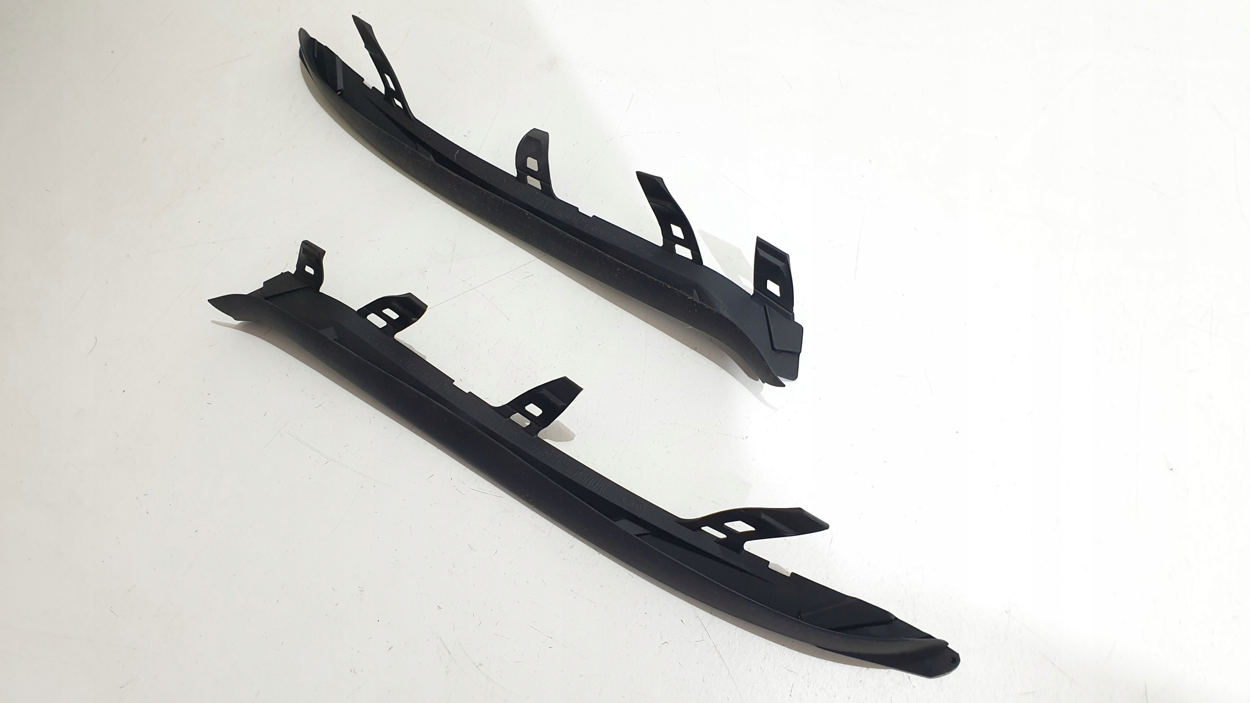 USZCZELKA LAMPY VOLVO V70 XC70 30796147 30796148 Part number 30796147