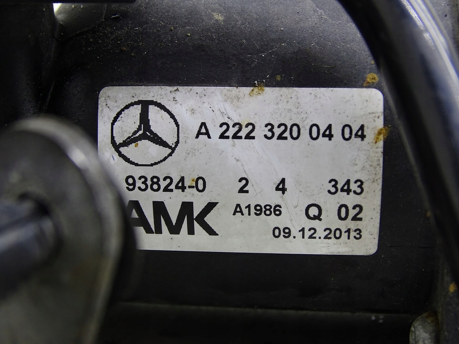 compressor; compressor springing MERCEDES S W222 13- A2223200404