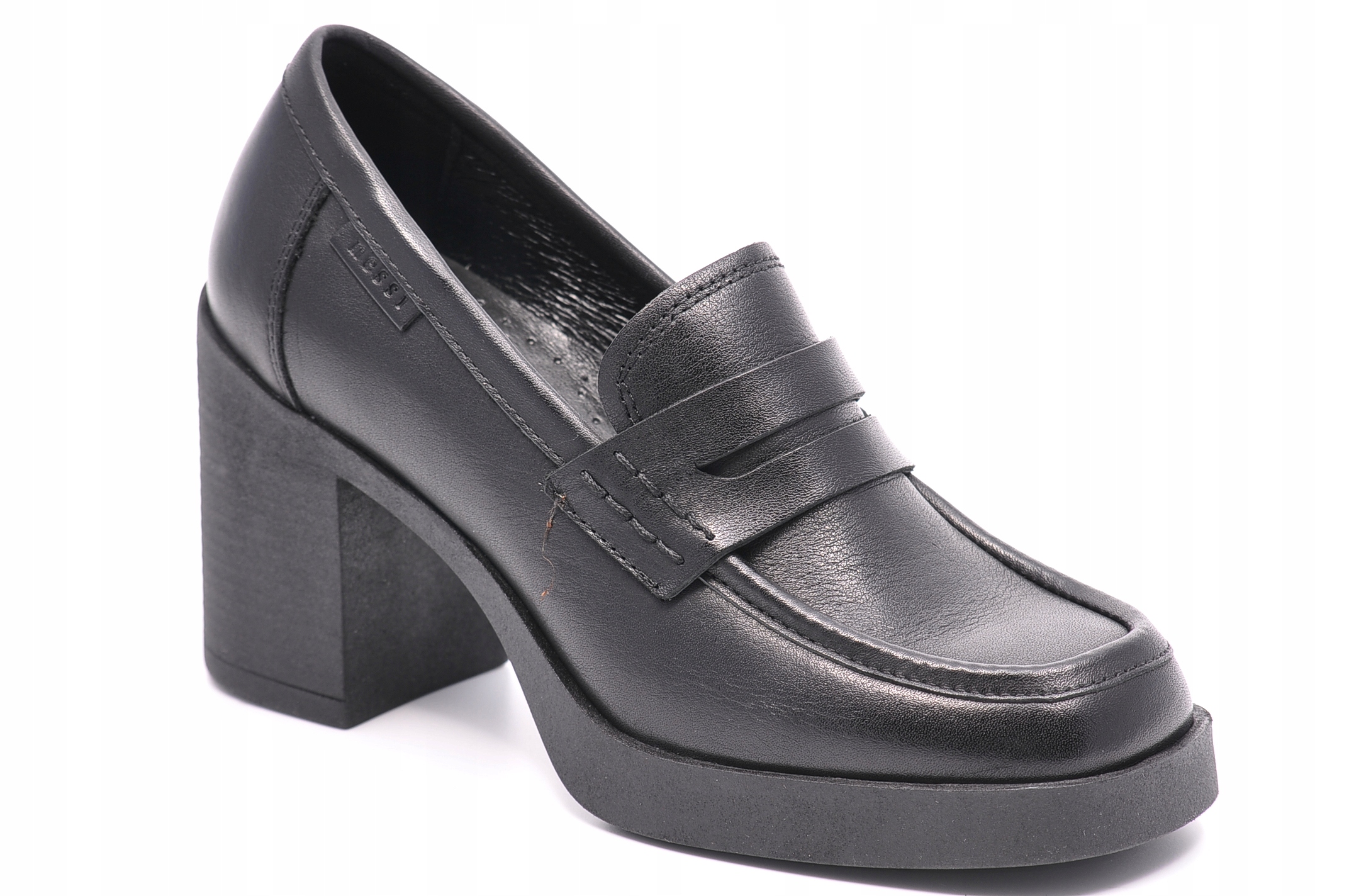 Mokasíny Nessi 23514 Černé Hladká kůže Velikost 37