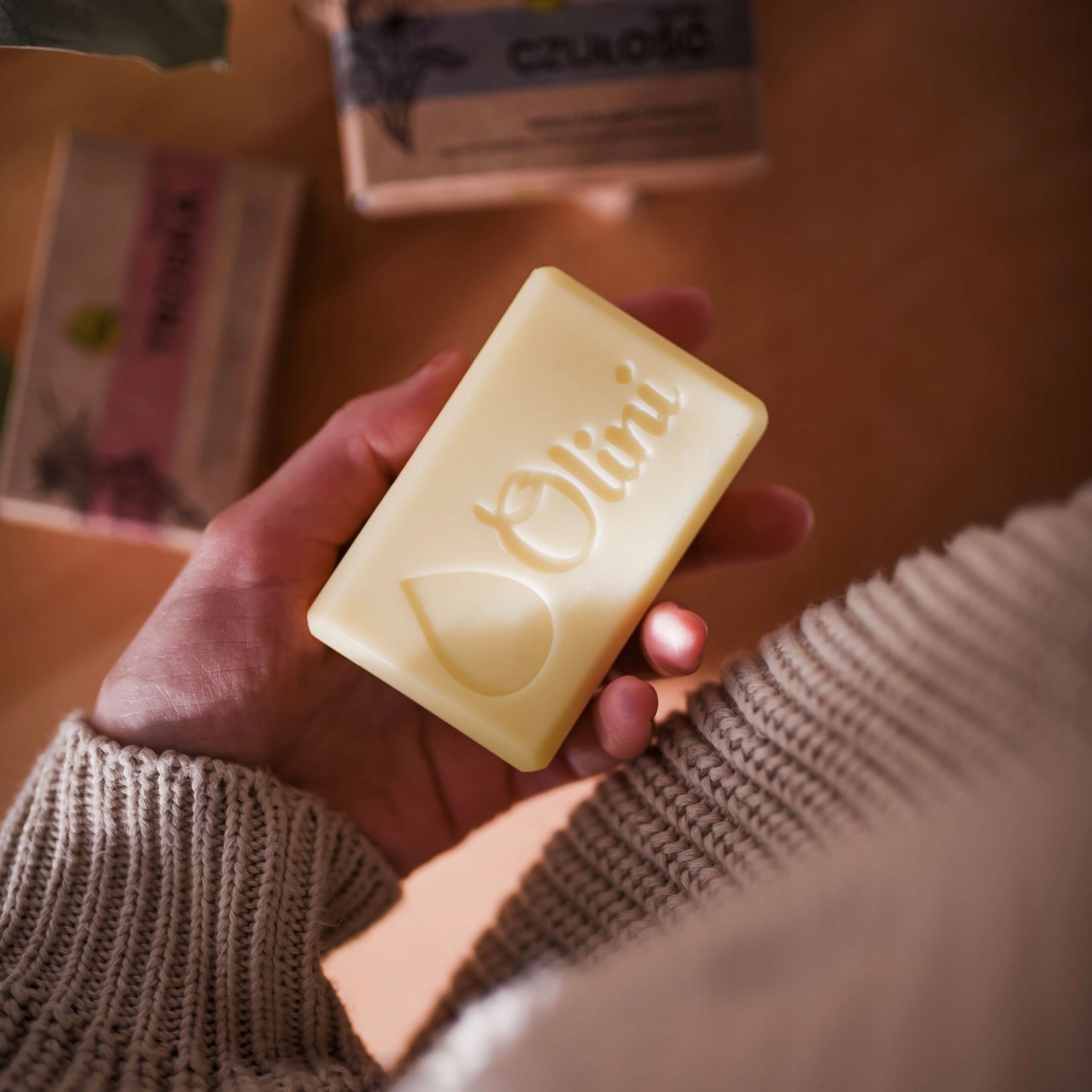 Mydło Czułość Olini z olejem z wiesiołka - 90gr Rodzaj kostka