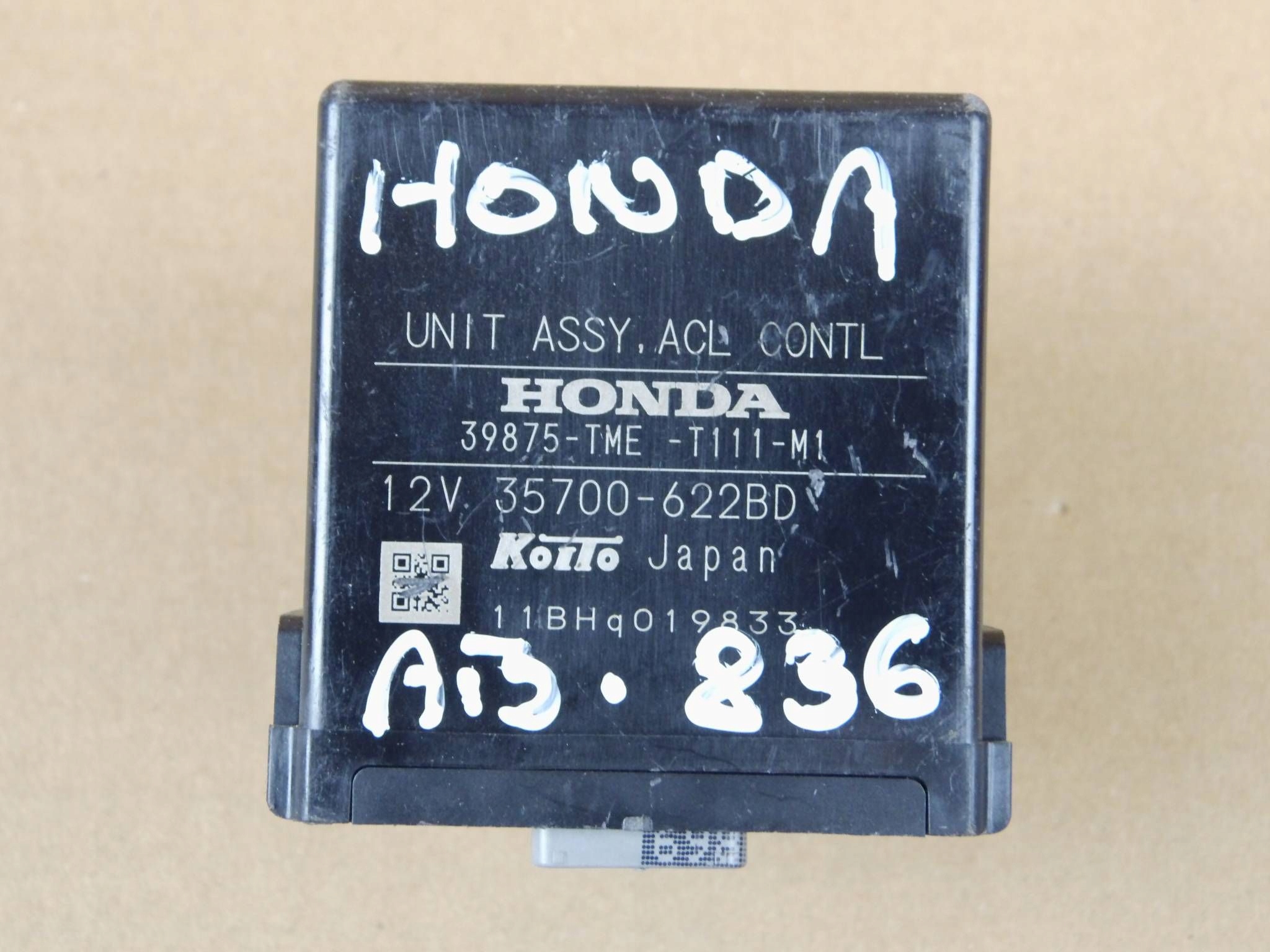 Honda CR-V CRV V module computer control unit 39875-TME-T111-M1