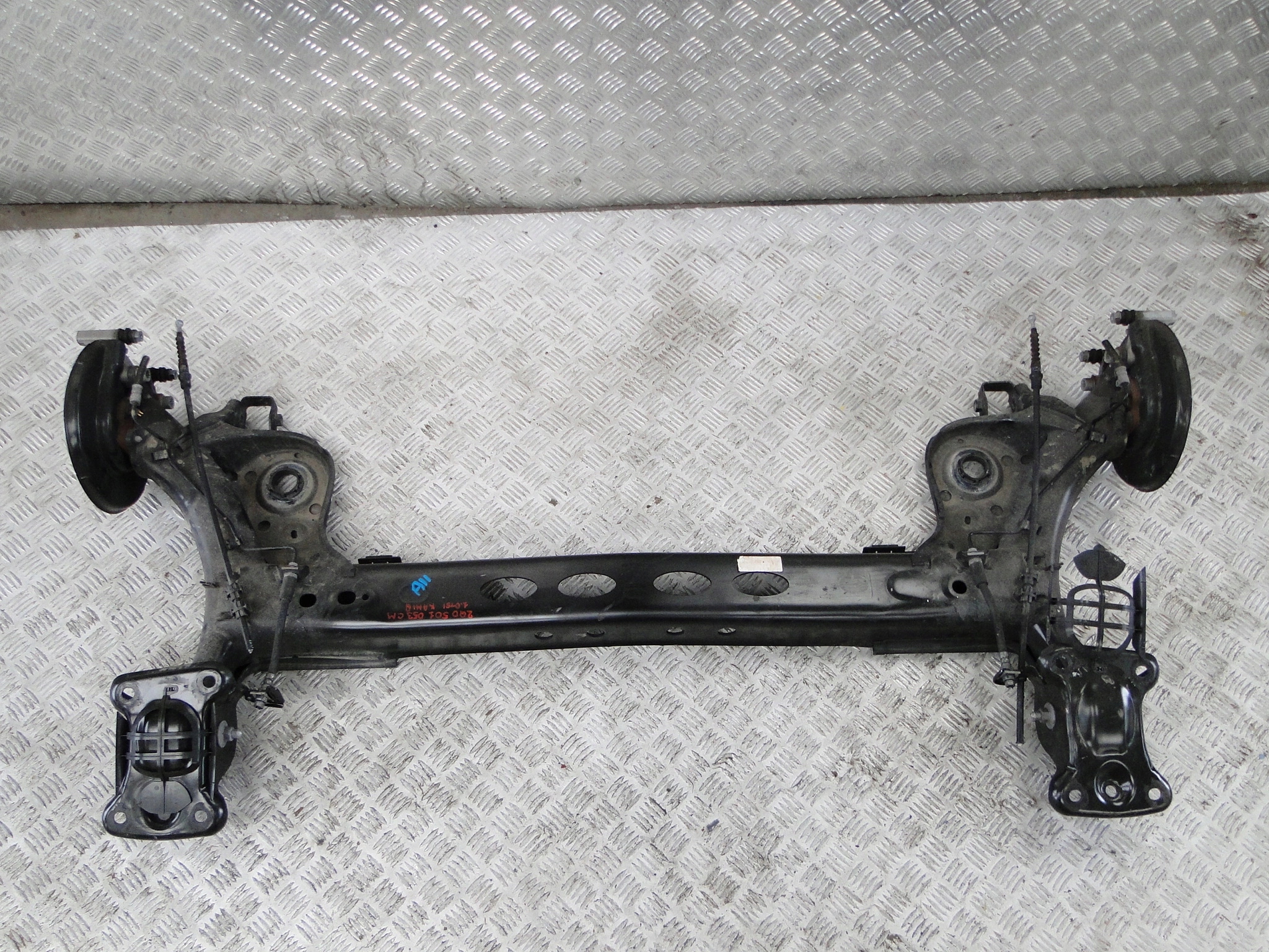 BELKA ZAWIESZENIA TYŁ SKODA KAMIQ 658 1.0TSI 2Q0501053CM Stan opakowania zastępcze