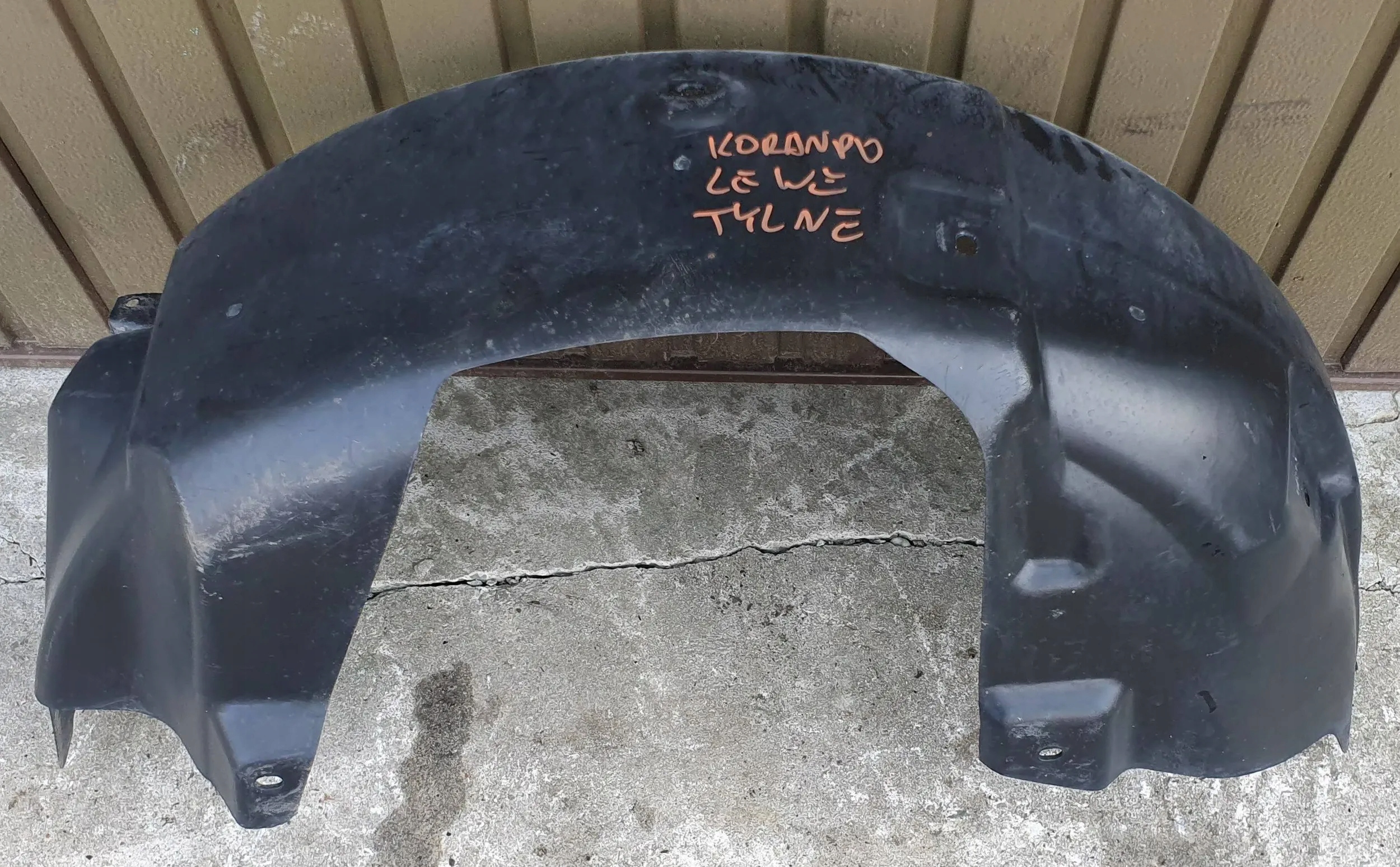 SsangYong Korando 3 III 10- mudguard left rear. rear part