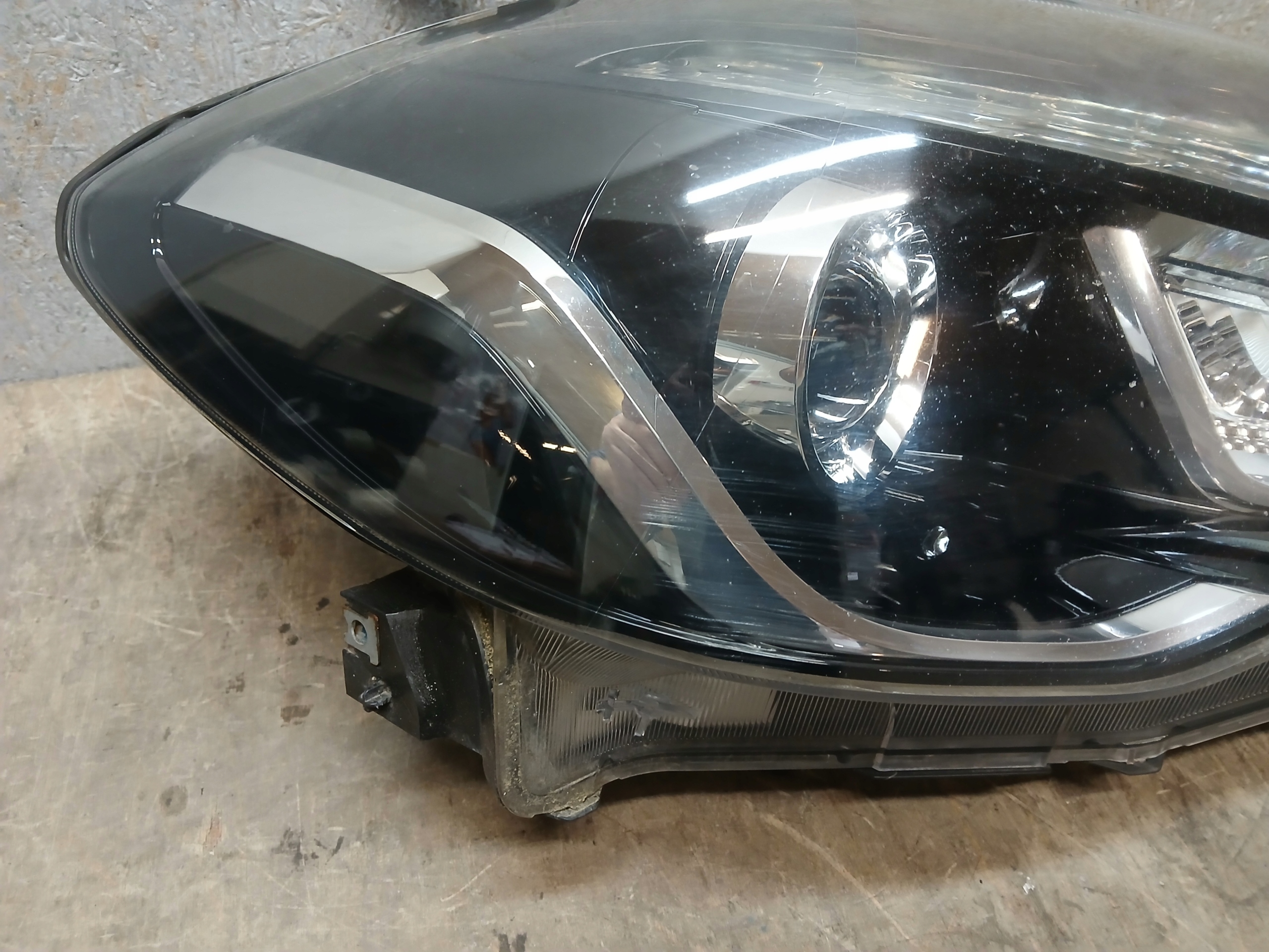 light front right SUZUKI SX4 S-CROSS S CROSS FULL LED LIFT
