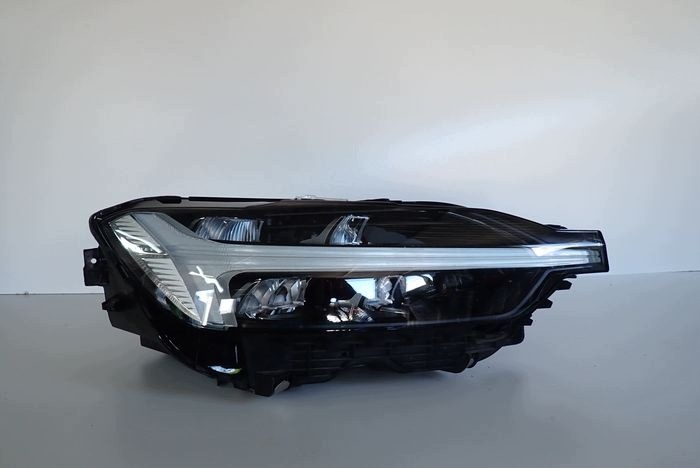VOLVO XC60 II FULL LED LIFT 21- reflektor right light right 32404706