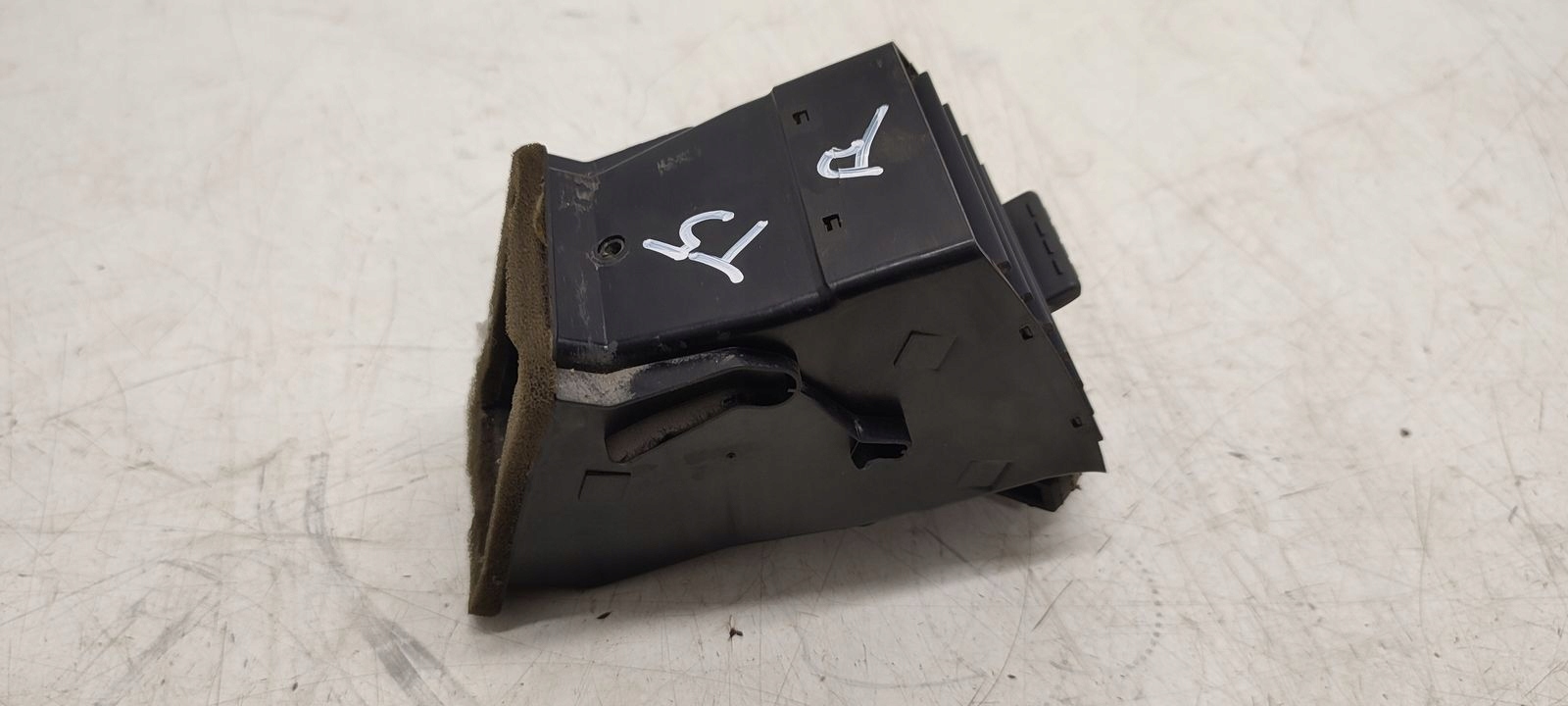grid air conditioning devices right VW T5 1,9 TDI