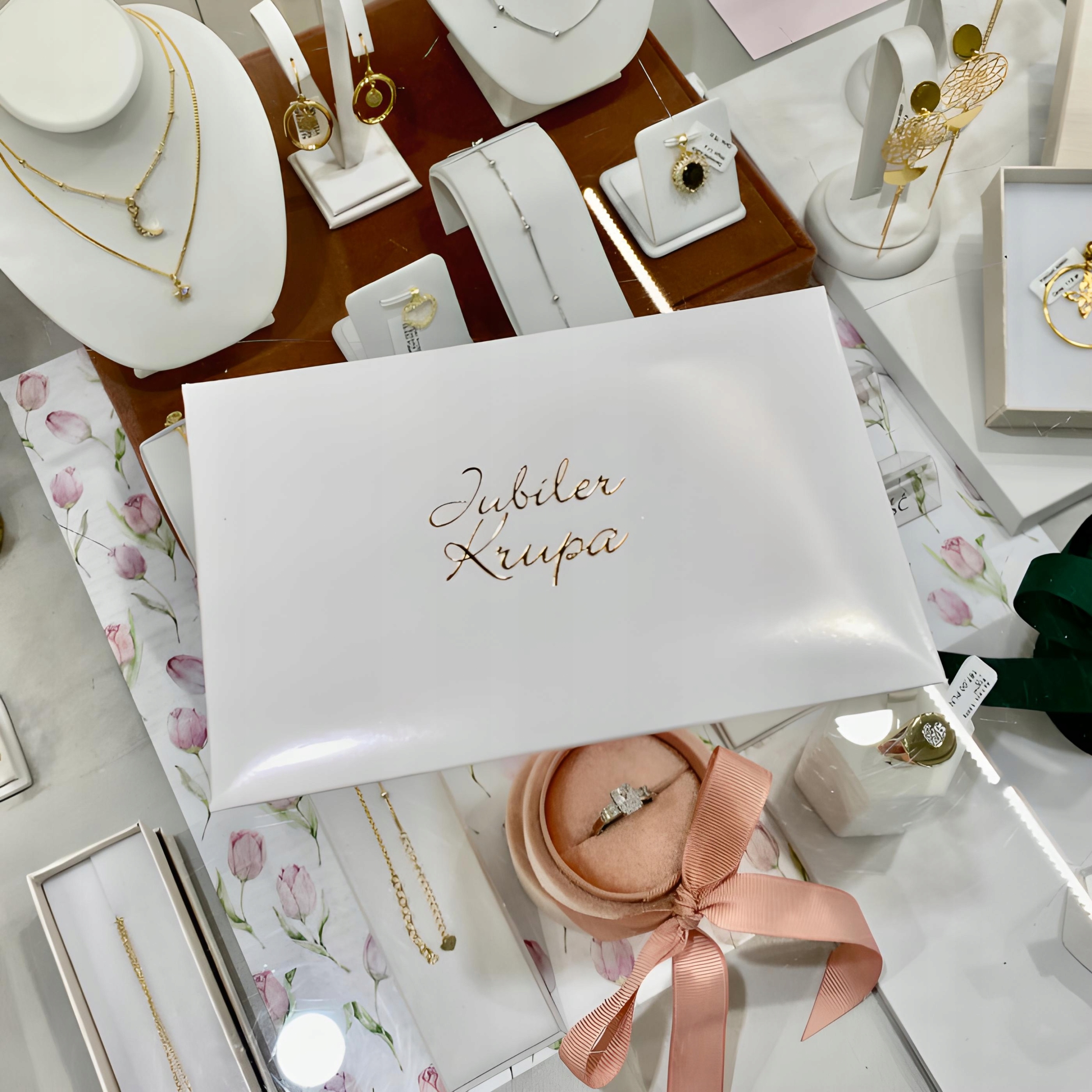 Zawieszka złota różowy motyl 585 Marka Inna marka