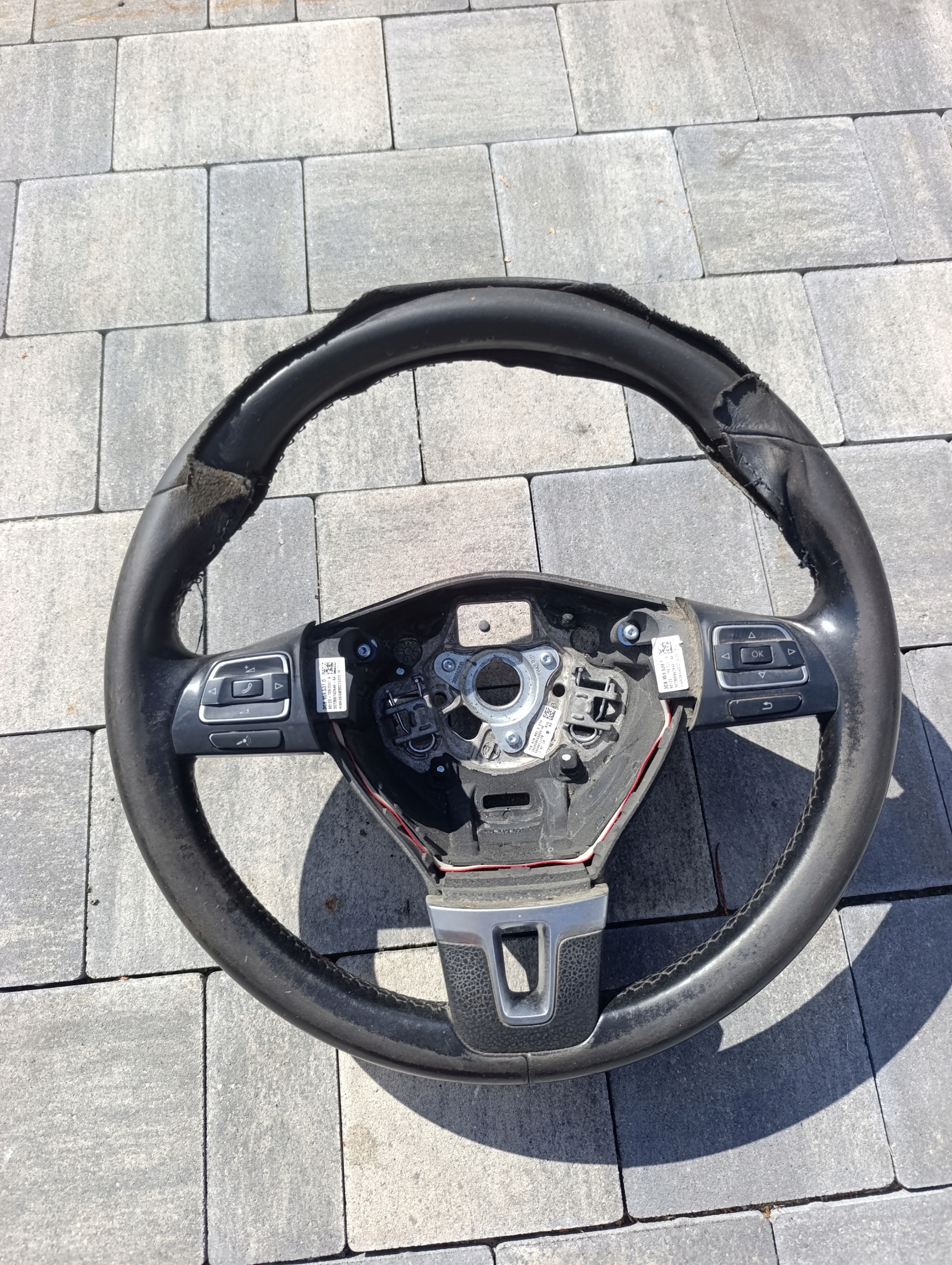 VW T5 LIFT lenkrad MULTIFUNKCYJNA/ MULTIFUNKCJA Leder 7E0419091