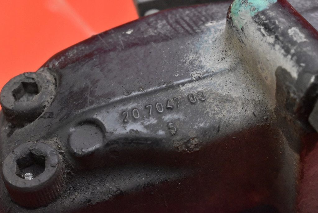 caliper brake left front 20704703 MERCEDES S-KLASA W220 3.2 V6 224 KM
