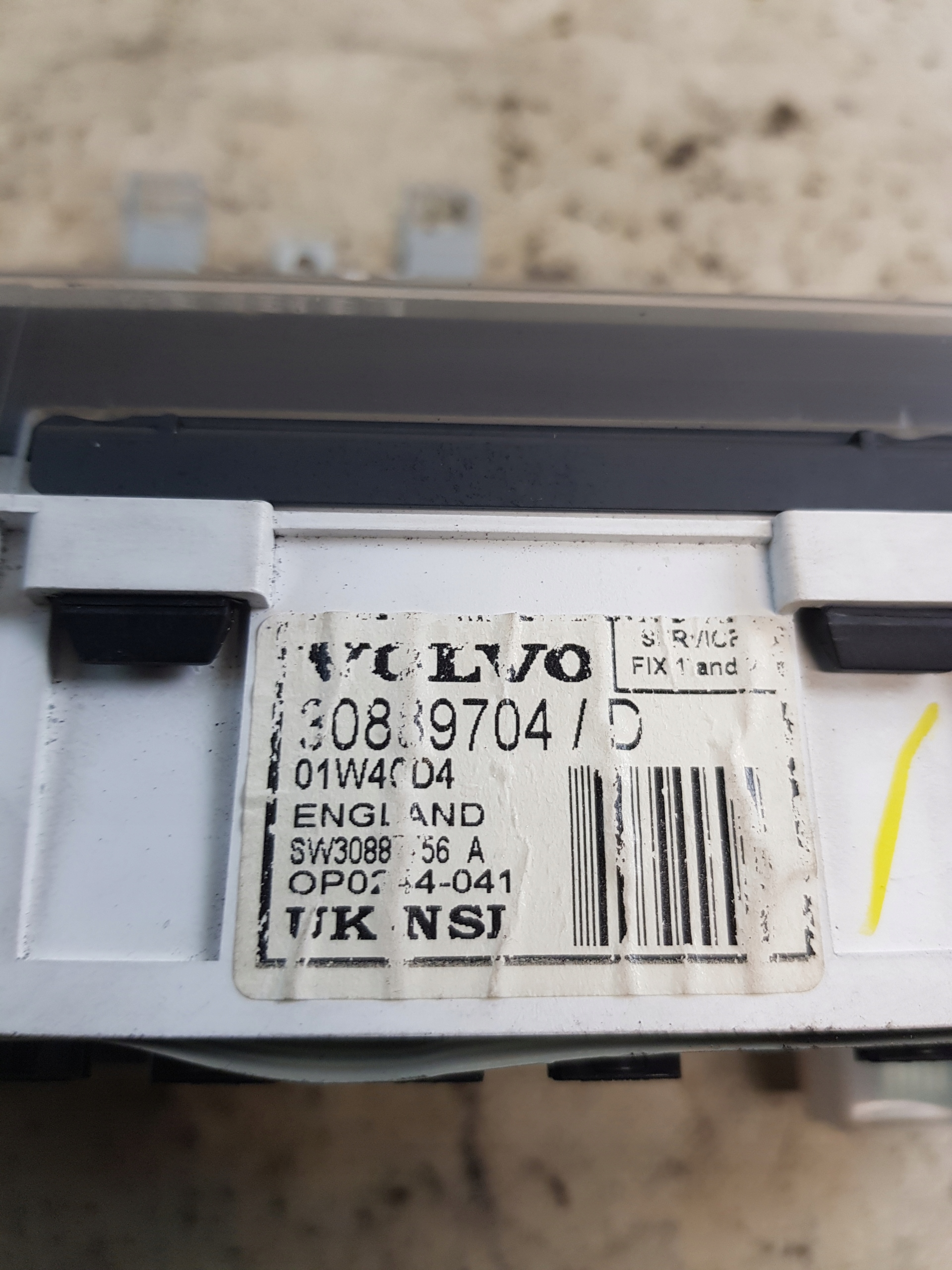 dials dials Volvo V40 1.9D OE 30889704D