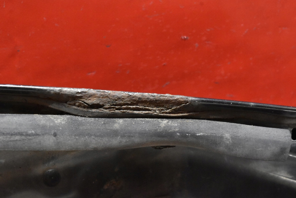 Cofano nero MITSUBISHI OUTLANDER 1 e 01-08