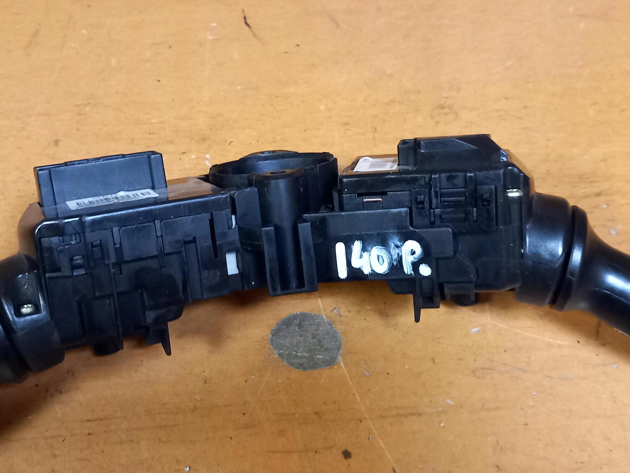 DEVIO LUCI TERGICRISTALLO TERGI HYUNDAI I40 93410-3Z000 11-15