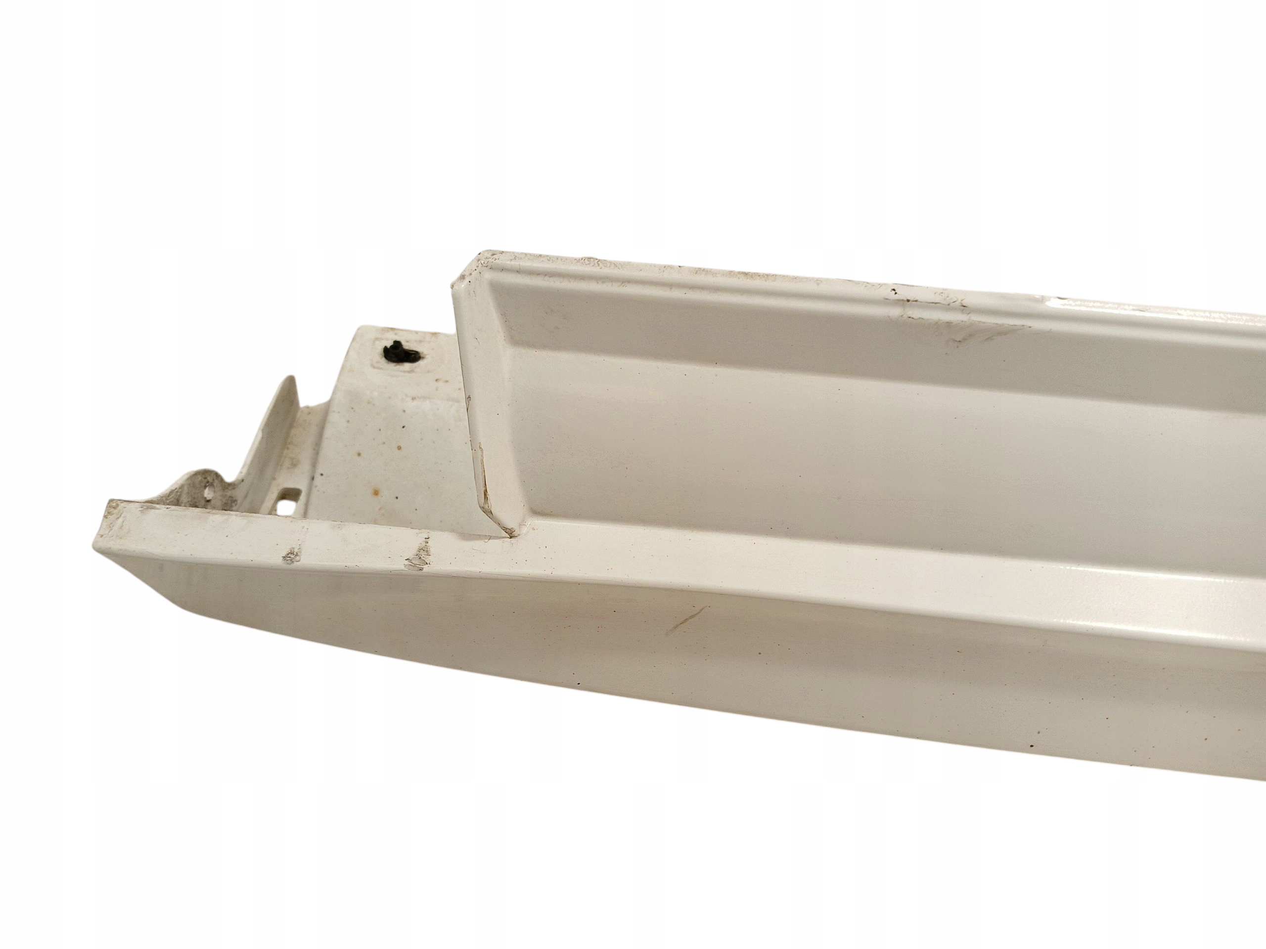 moulding threshold left FORD FOCUS MK3 (2010-2014) KOMBI KOD LAKIERU 5B