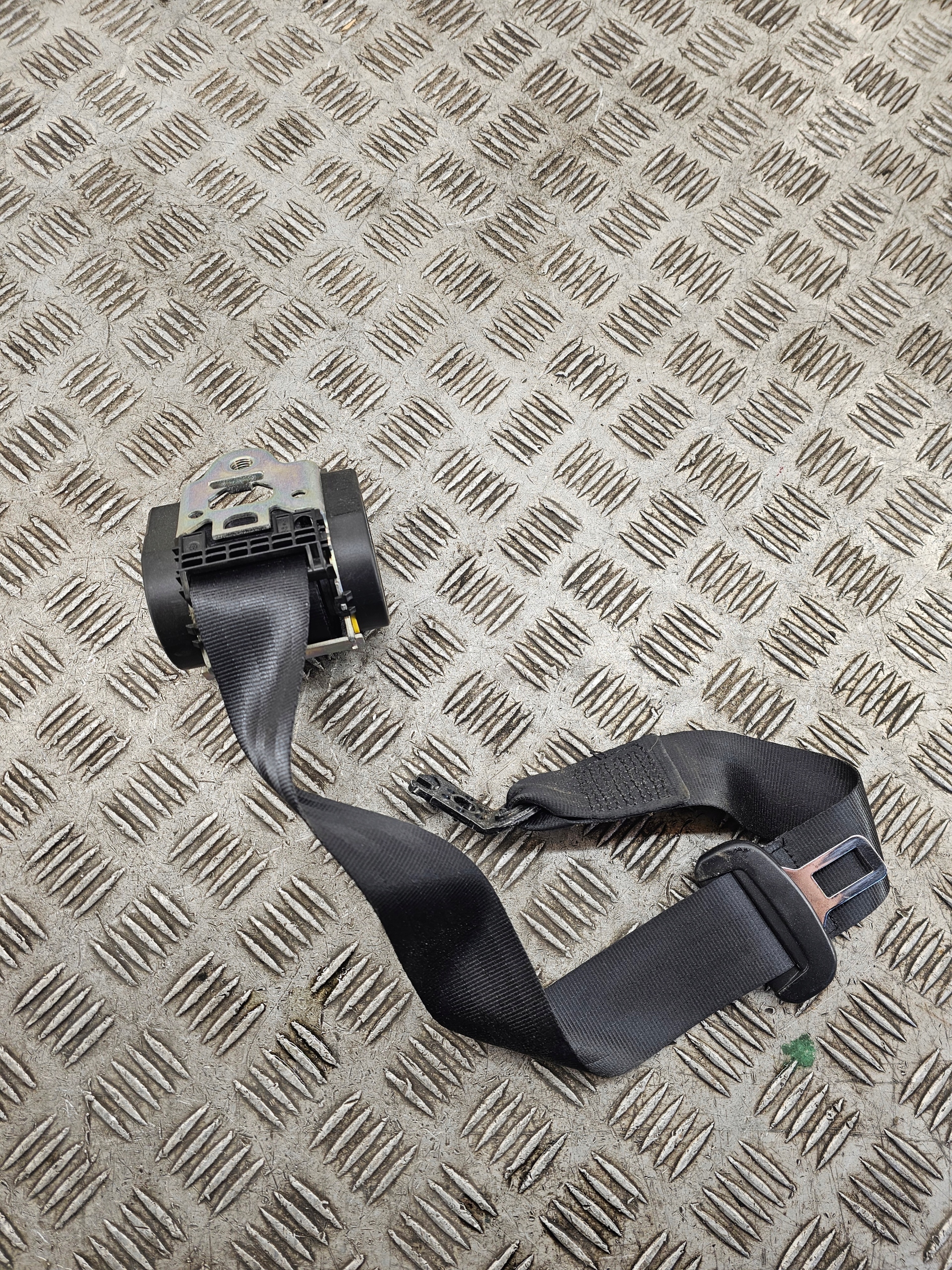 Gurten Sicherheits heck links - SEAT LEON III 12- 5F0857805A