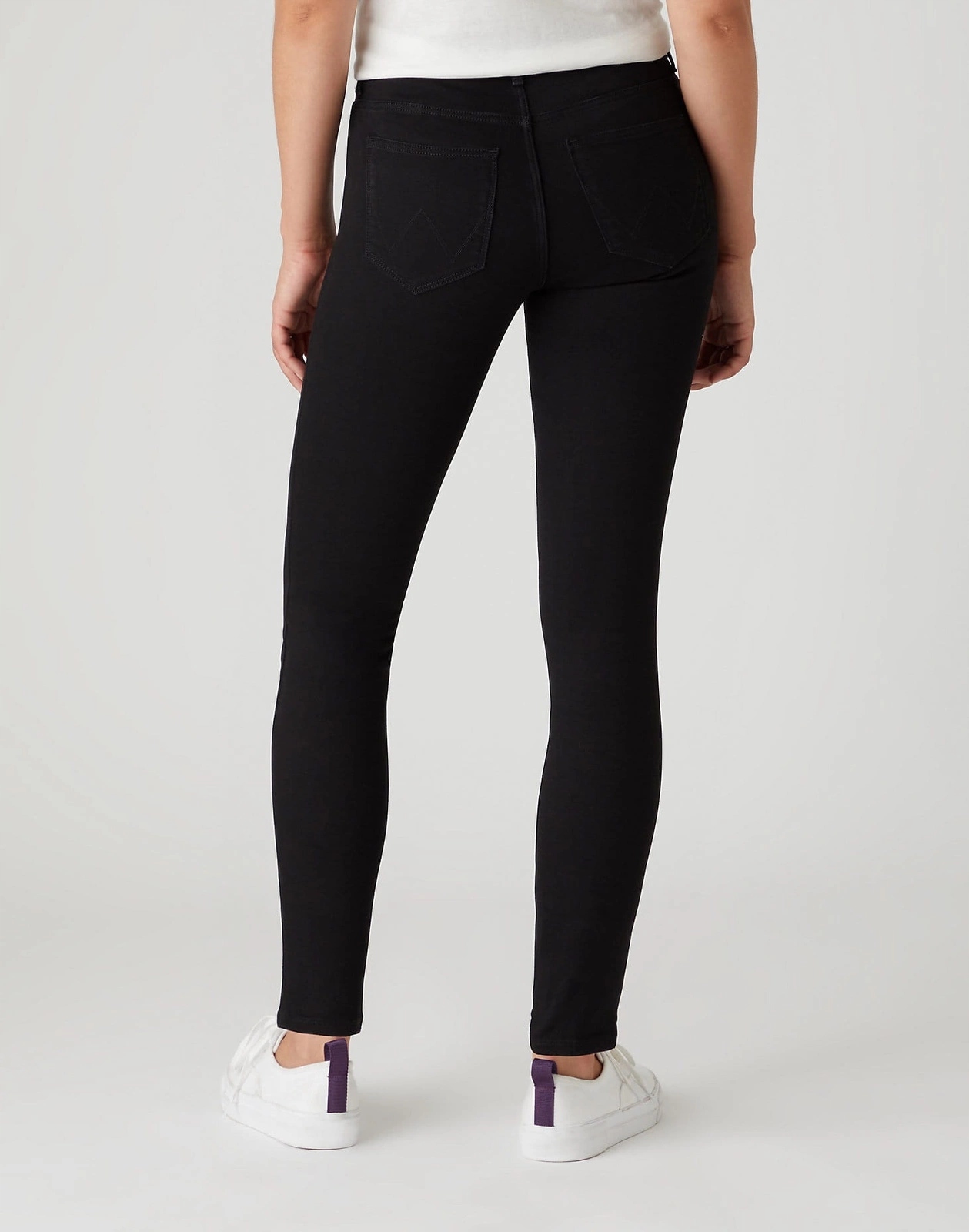 Damskie jeansy rurki Wrangler Skinny Rinsewash W28KLX023 27/34