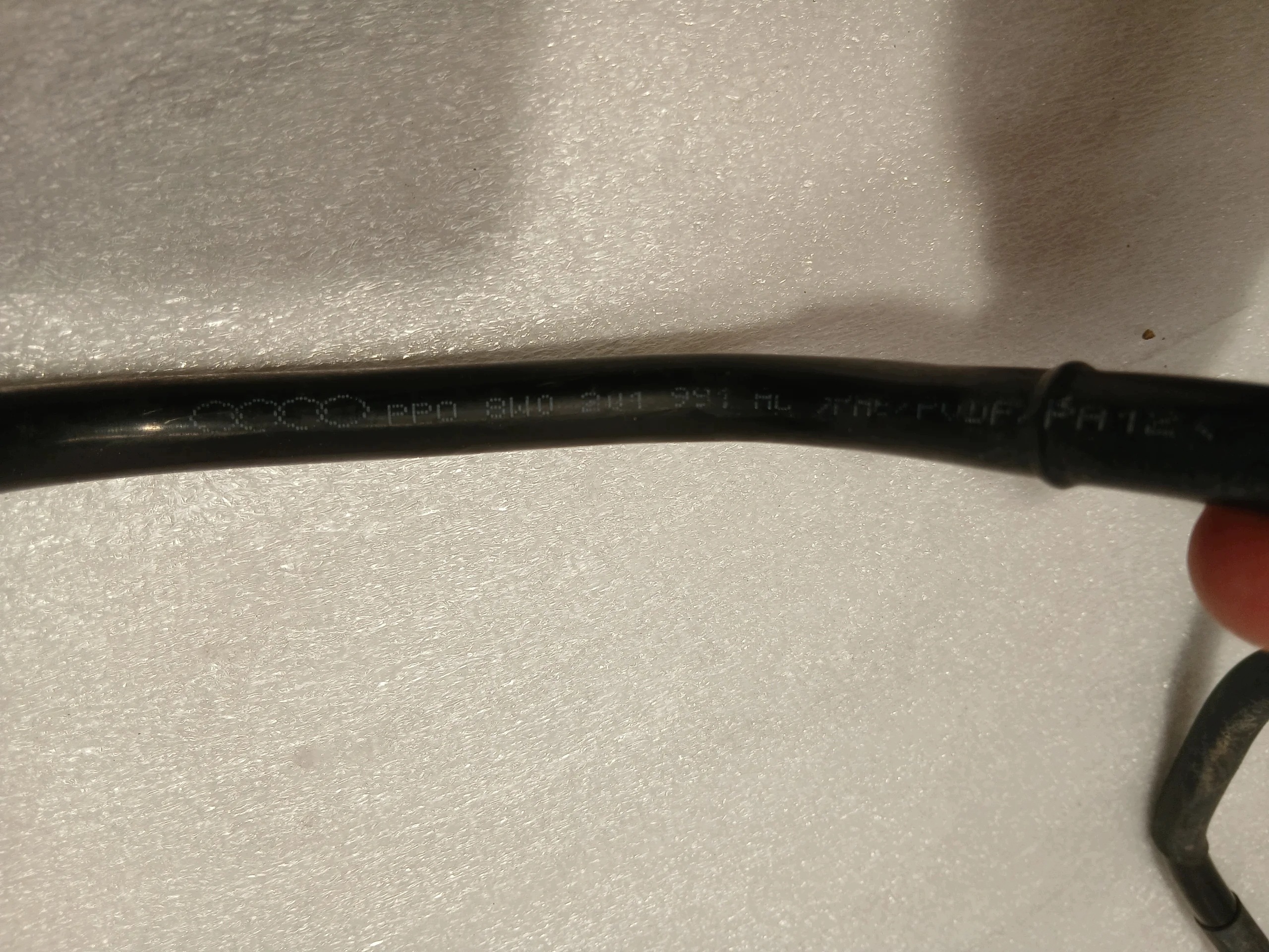 AUDI A4 B9 LIFT Schlauch Brems- 8W0201991AC