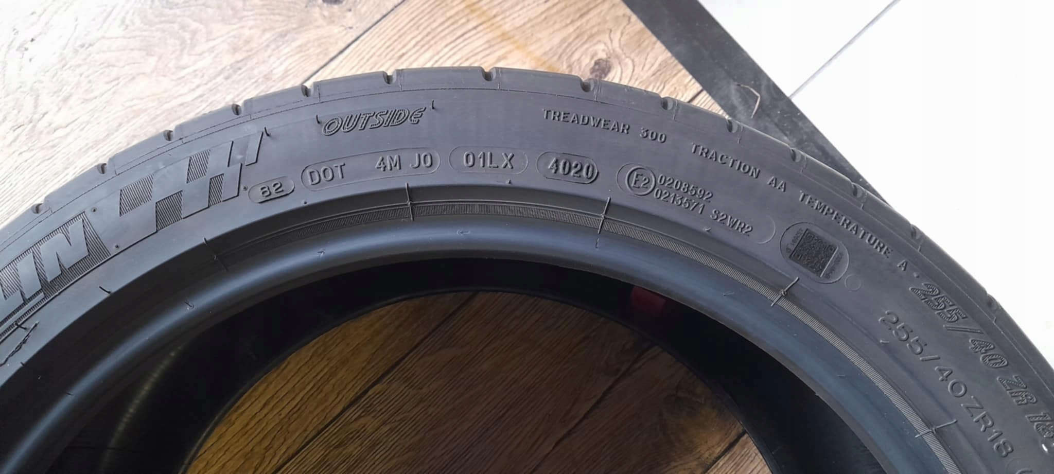 MICHELIN PILOT SPORT SUPER 255/40R18 99Y XL