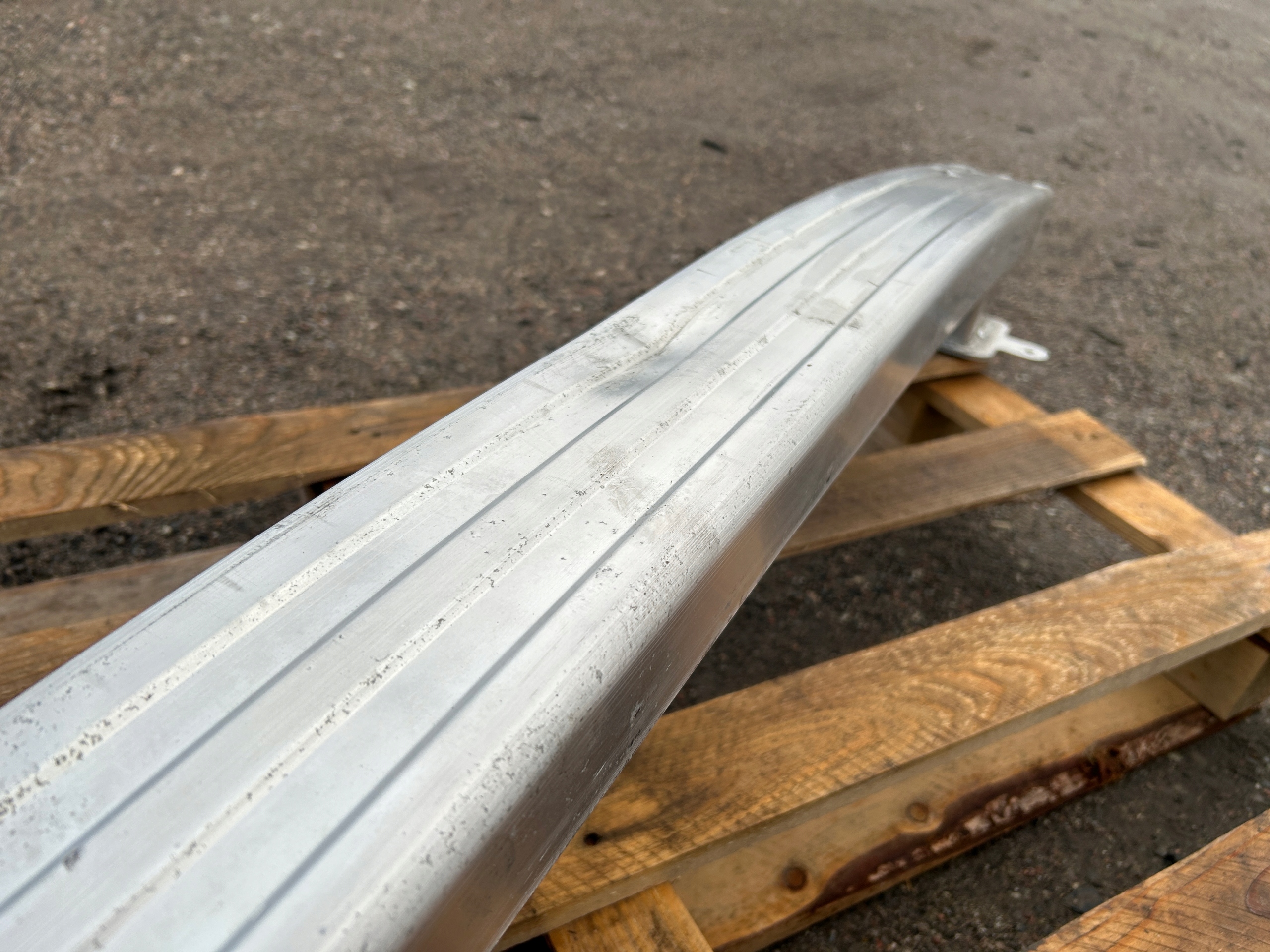 sider pillar of a bumper rear part rear. Chrysler Pacifica 2017r